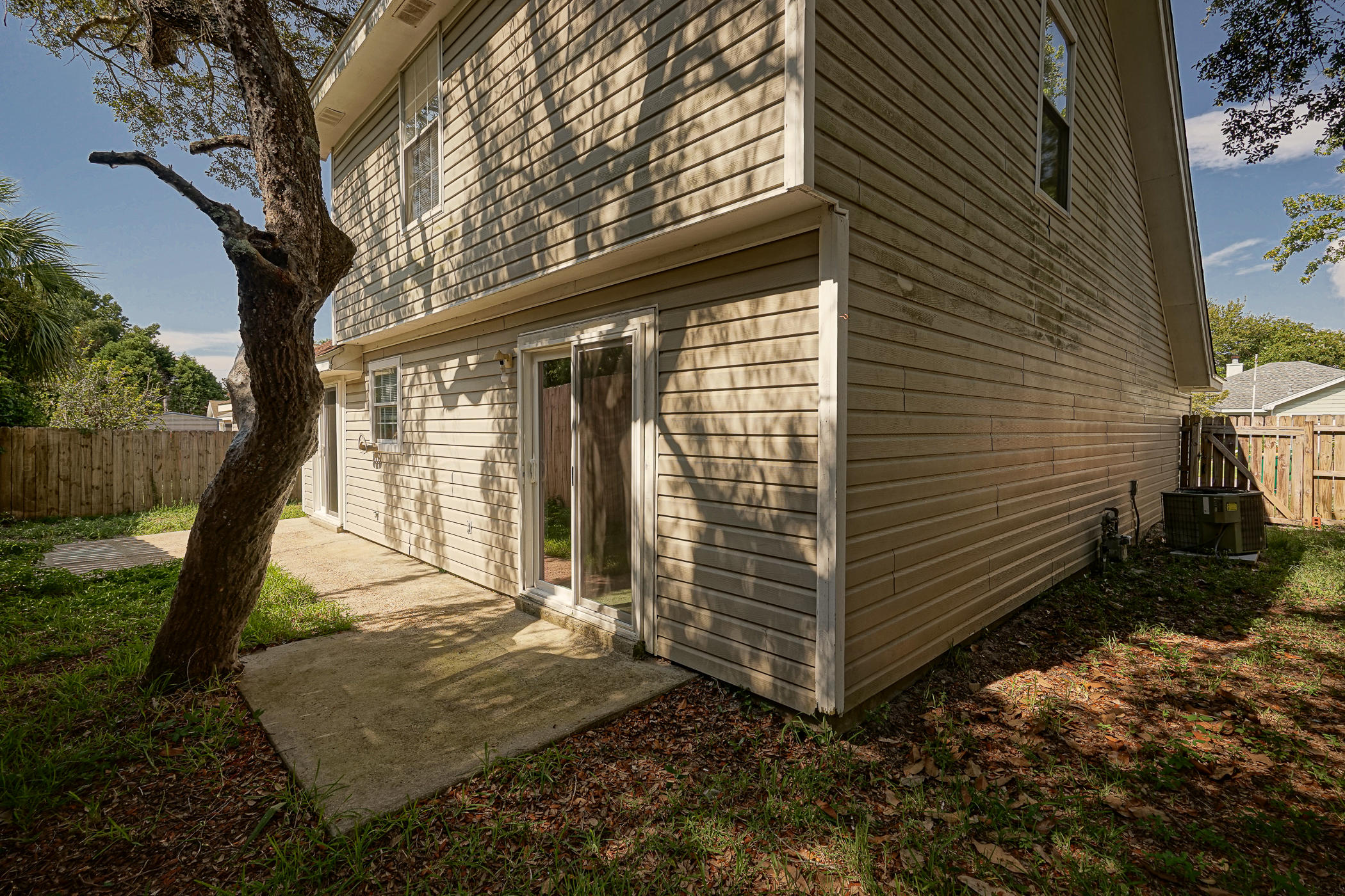 BRISTOL PARK - Residential