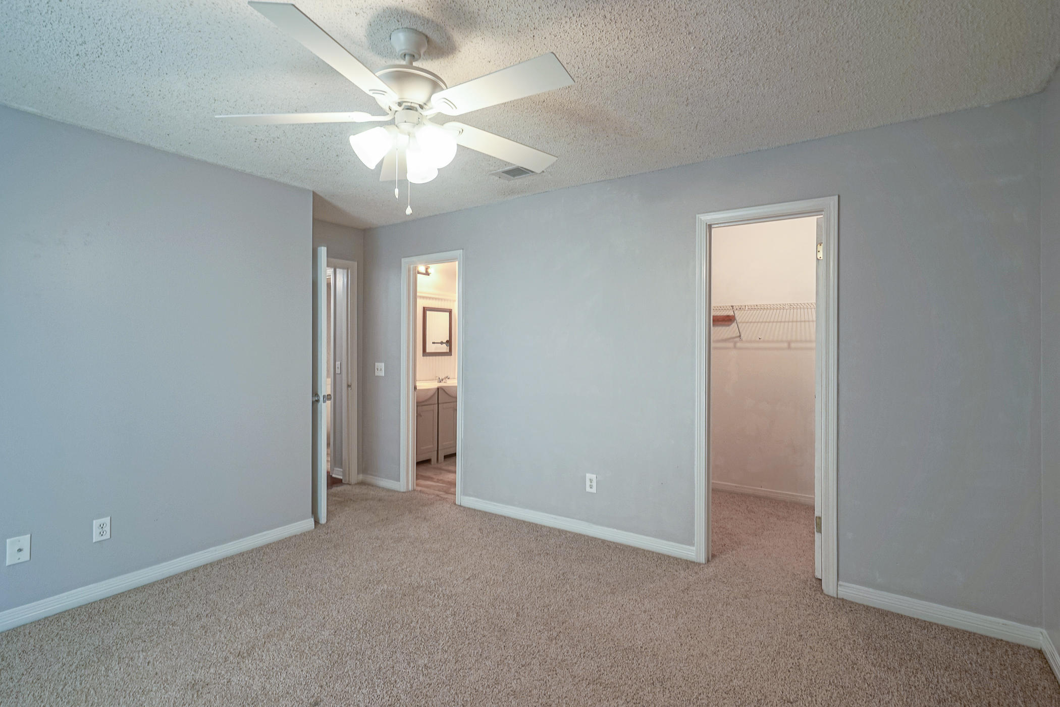 BRISTOL PARK - Residential