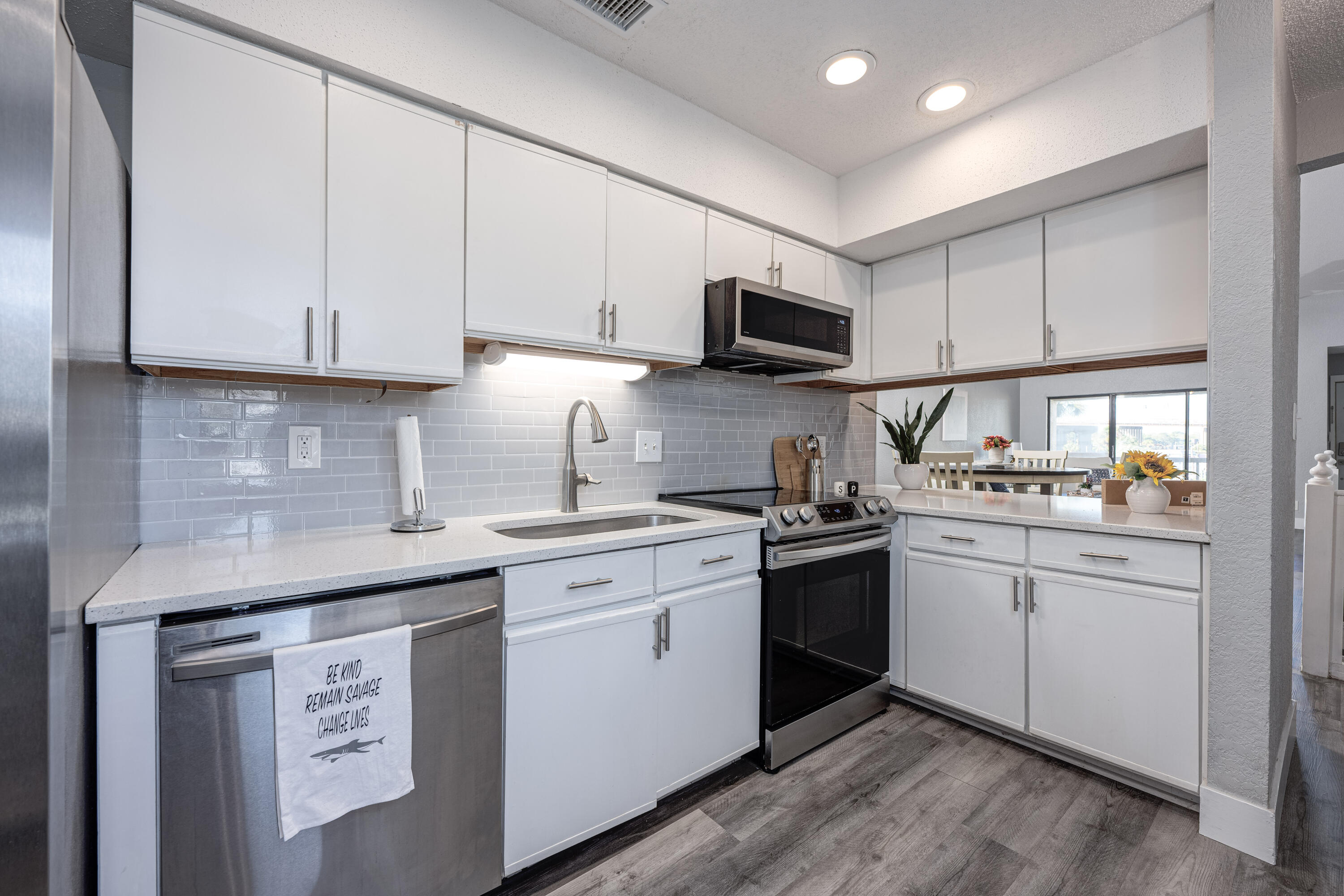 CLIPPER COVE T/H - Residential