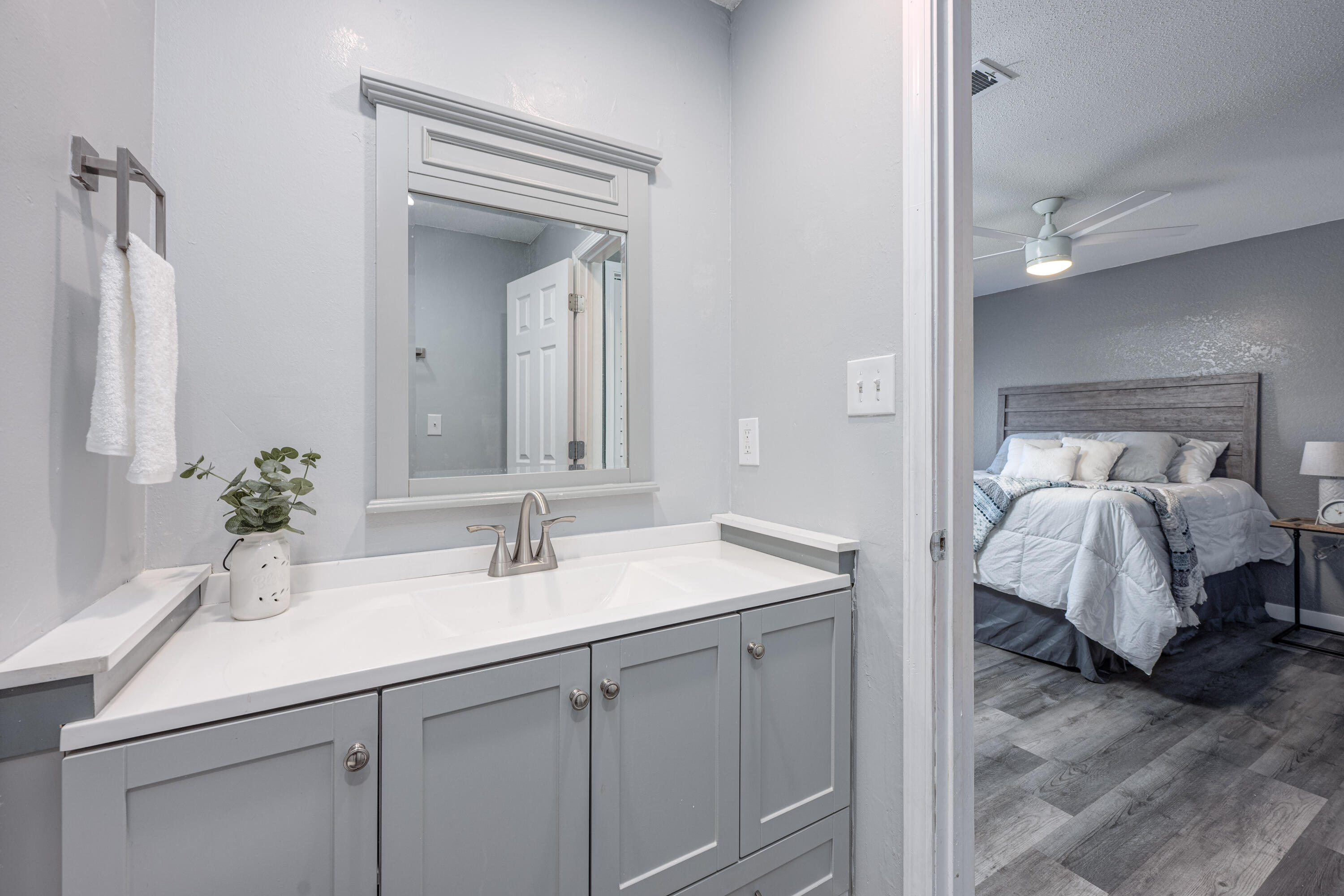 CLIPPER COVE T/H - Residential