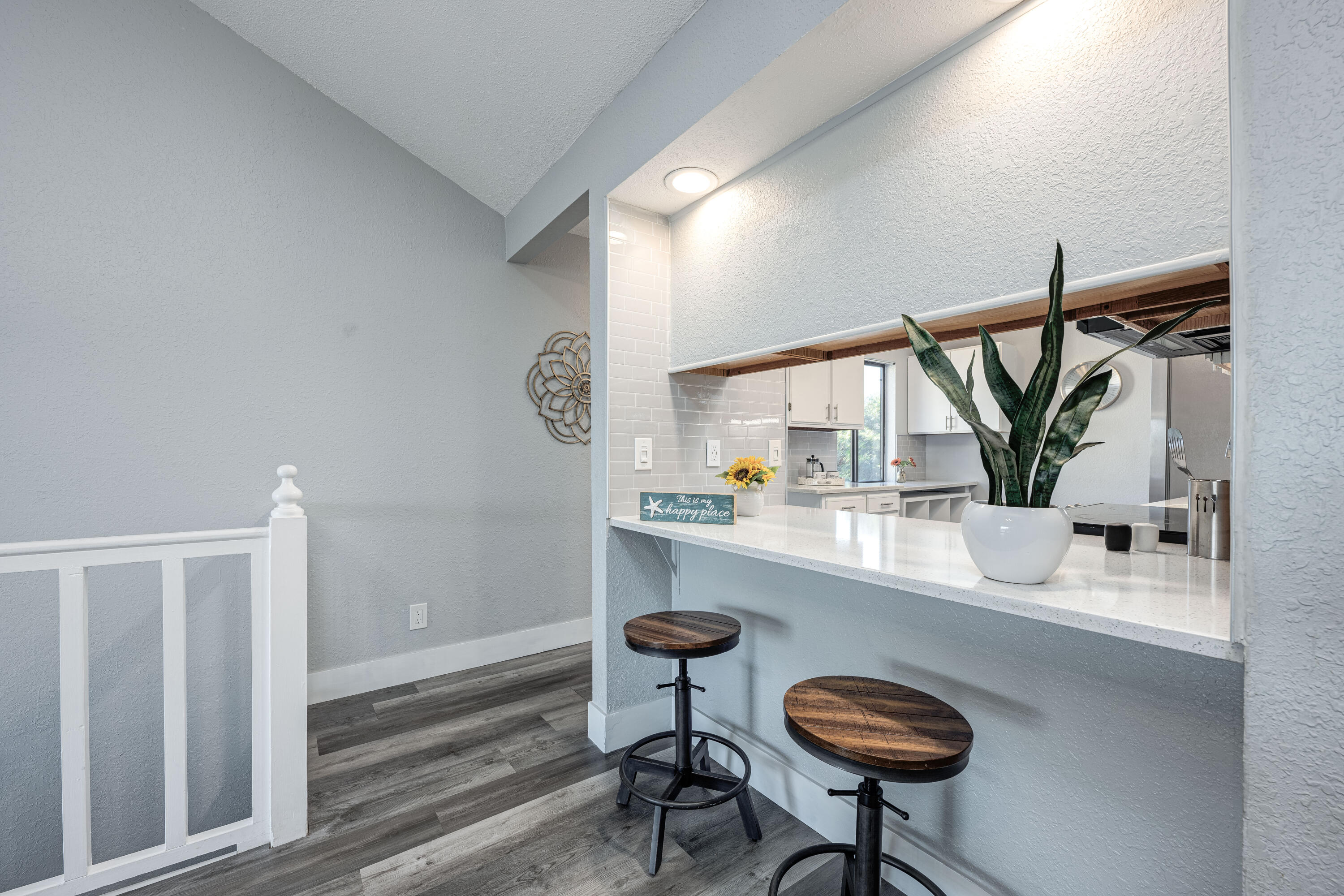 CLIPPER COVE T/H - Residential