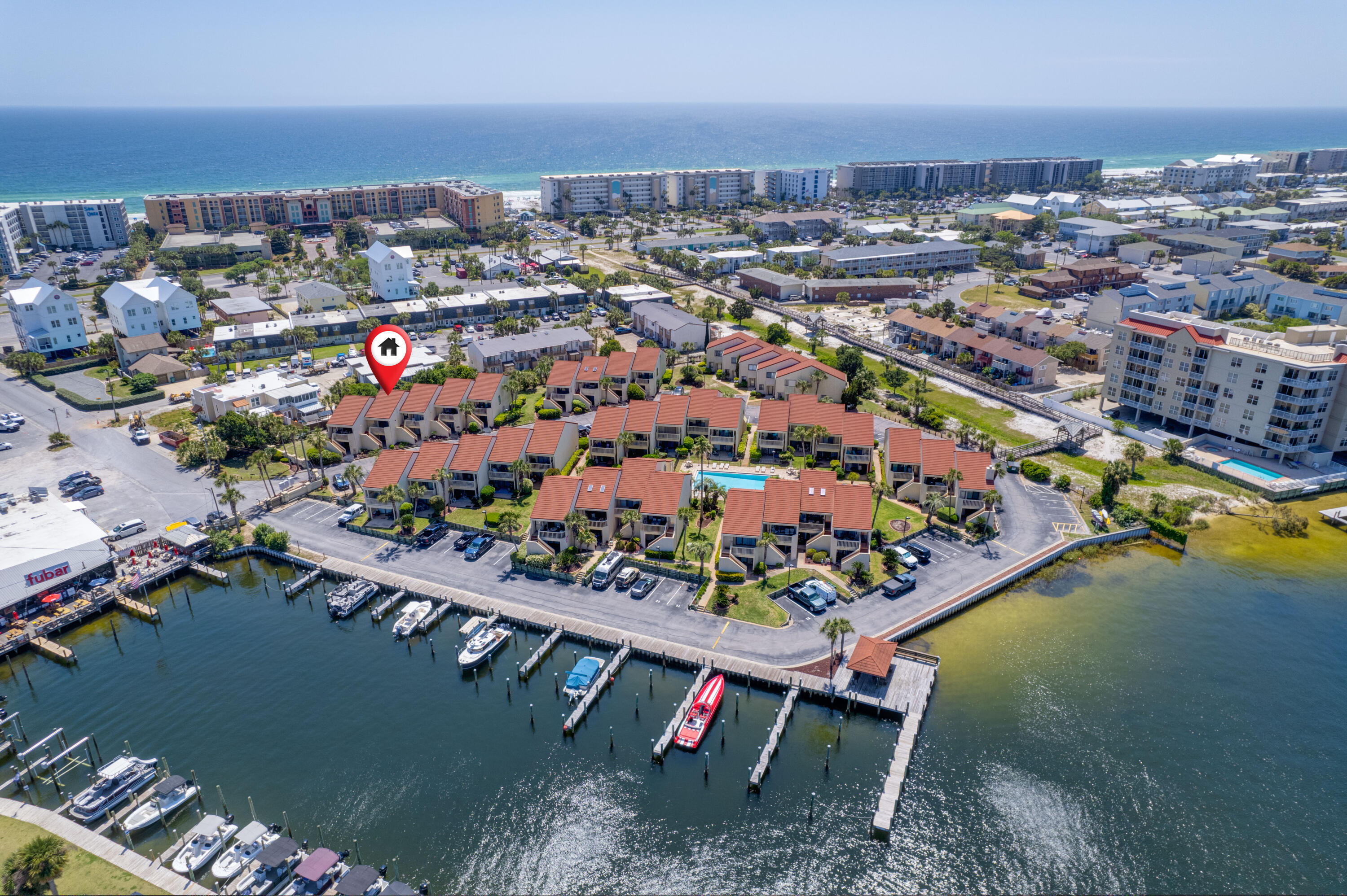 CLIPPER COVE T/H - Residential