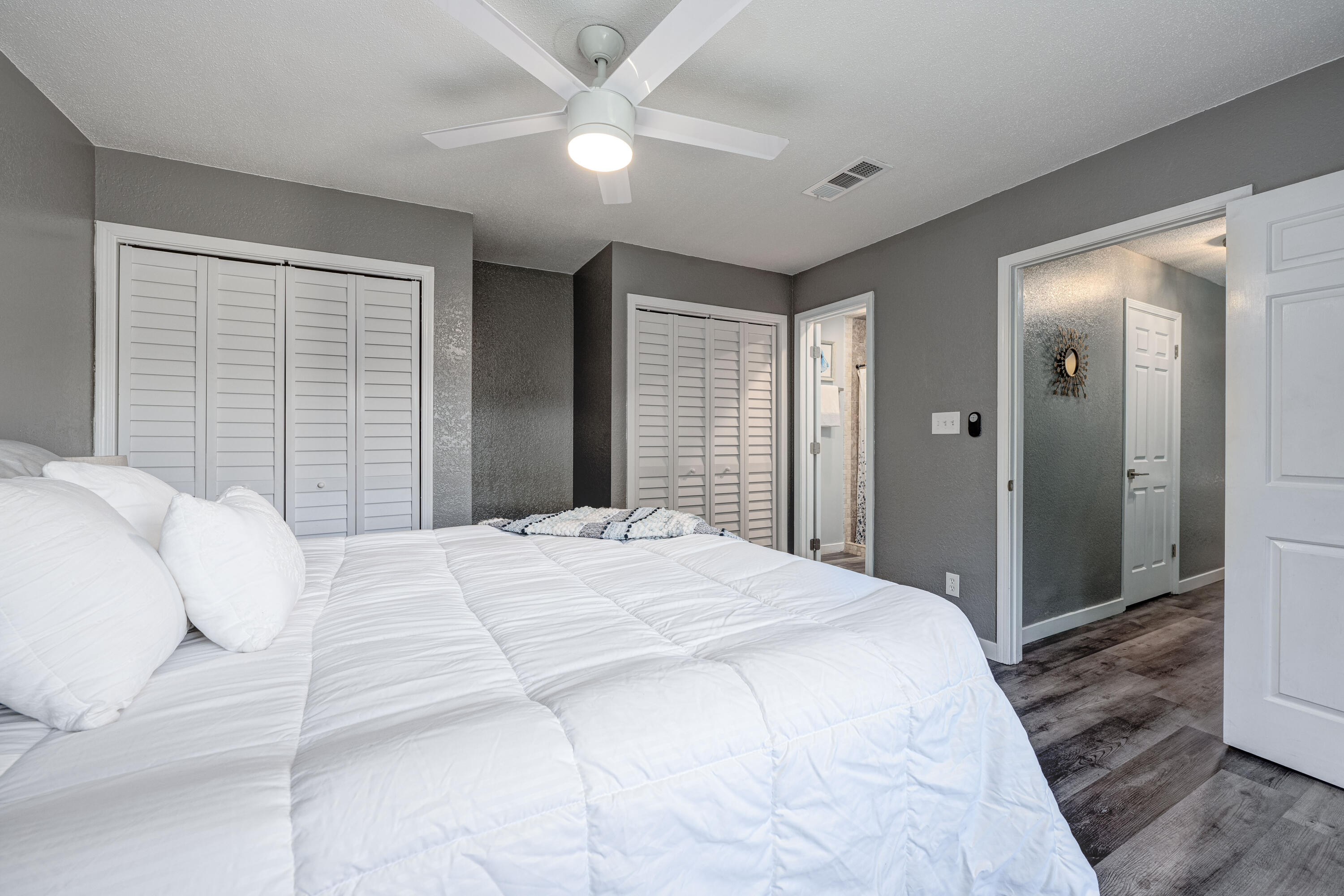 CLIPPER COVE T/H - Residential