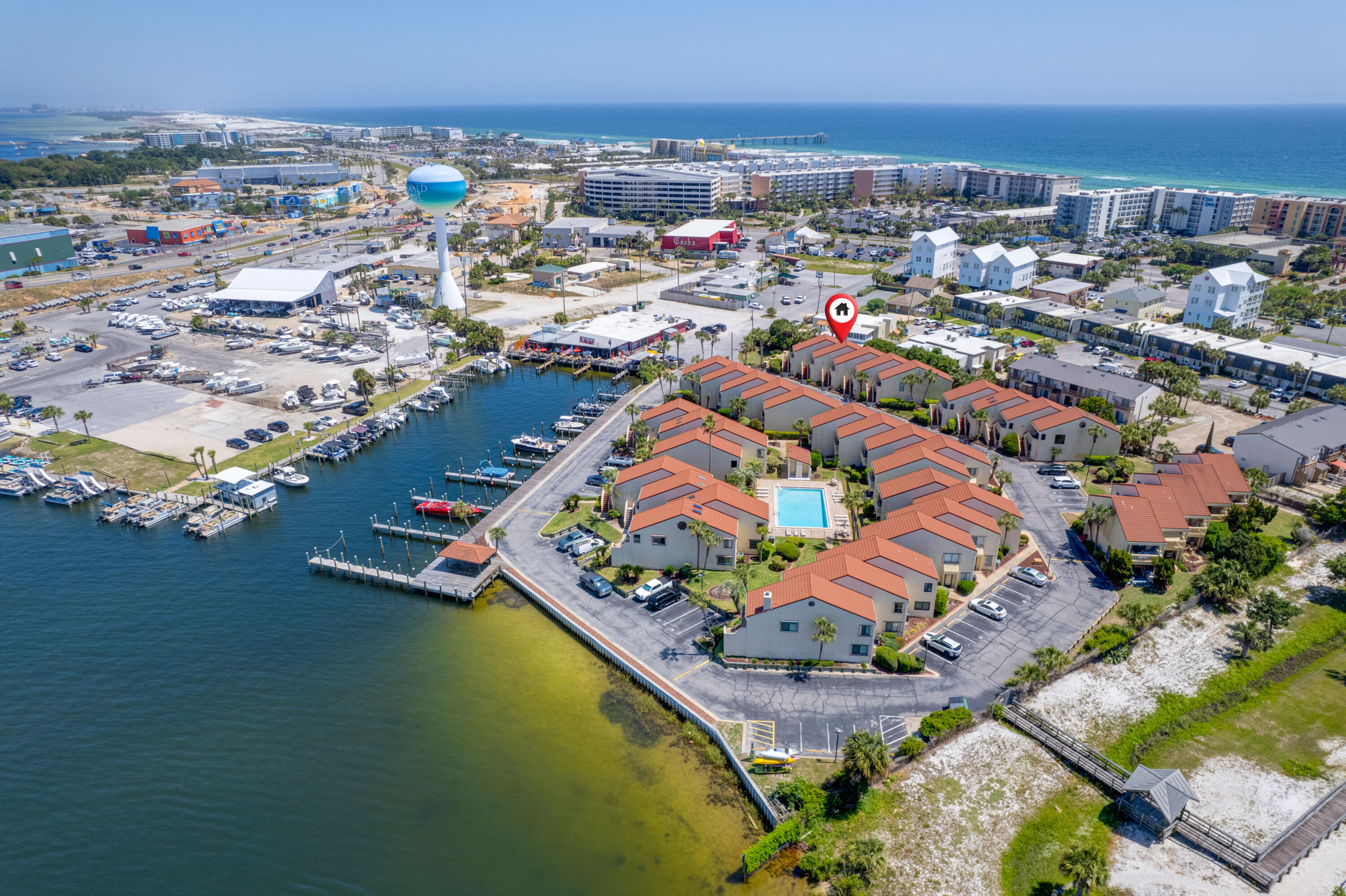 CLIPPER COVE T/H - Residential