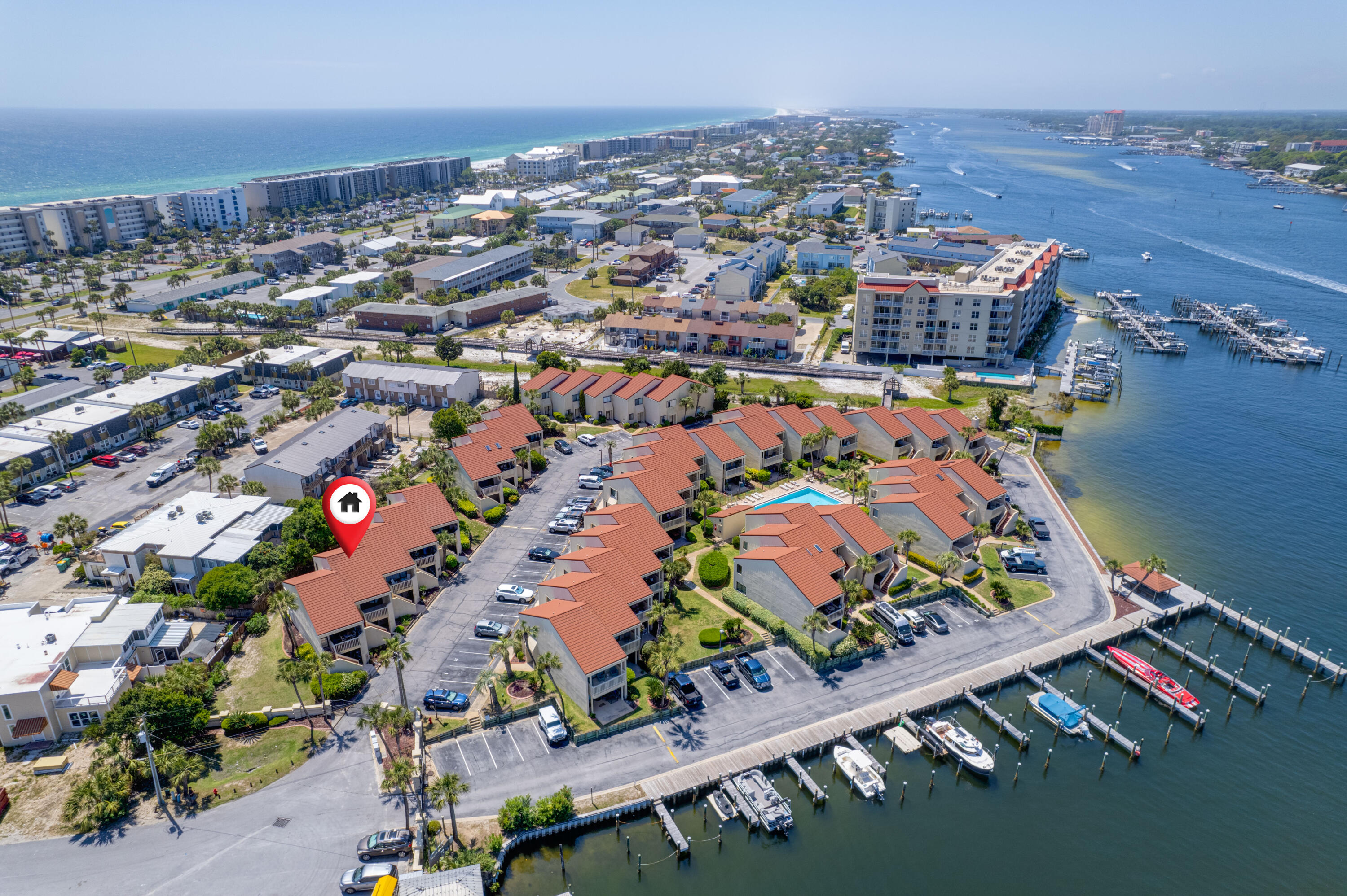 CLIPPER COVE T/H - Residential