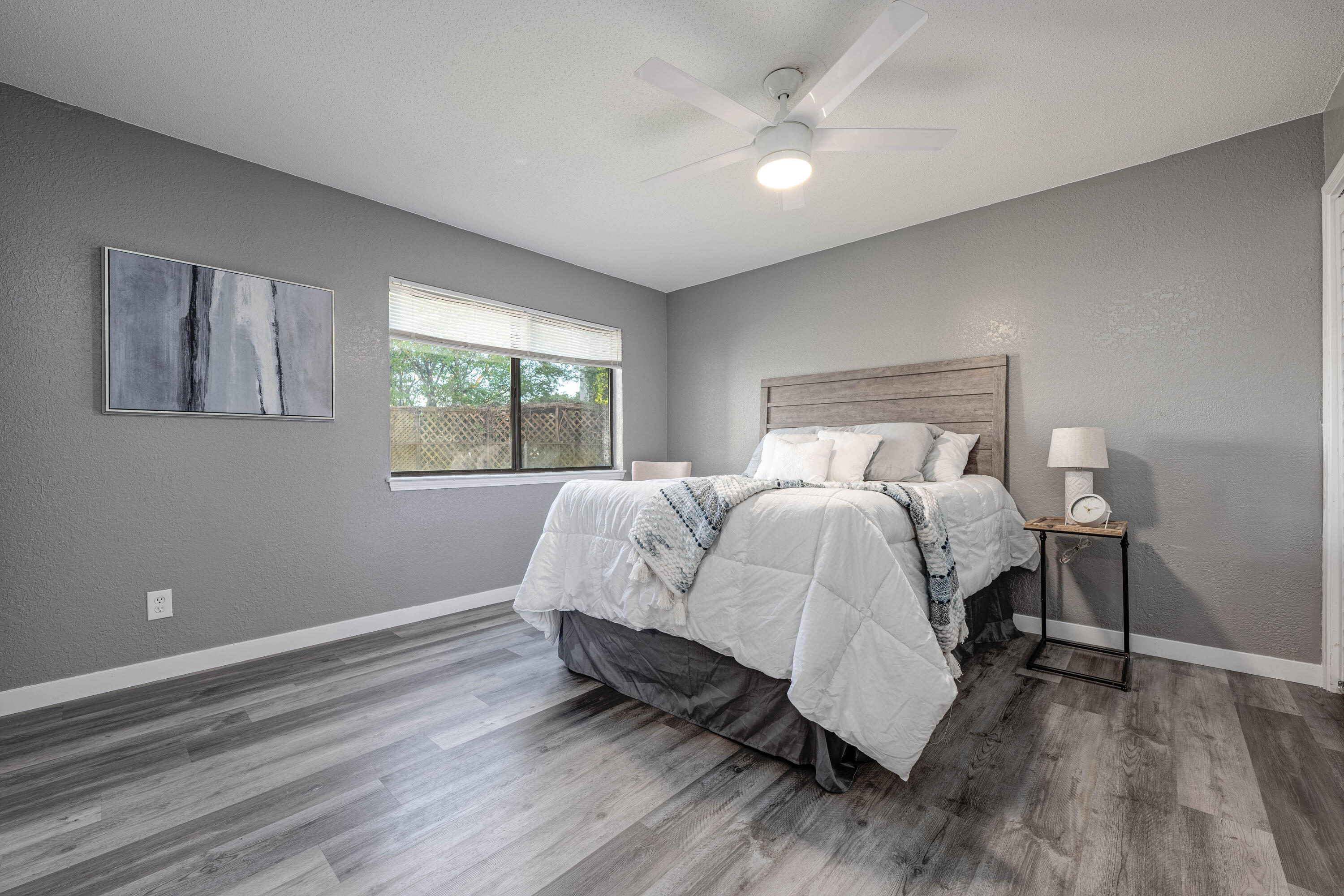 CLIPPER COVE T/H - Residential