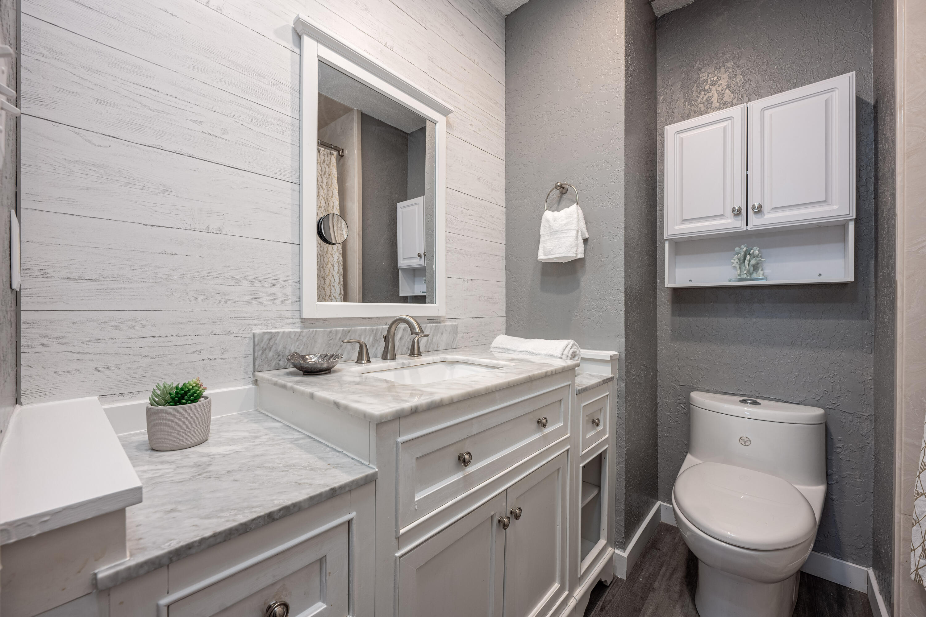 CLIPPER COVE T/H - Residential