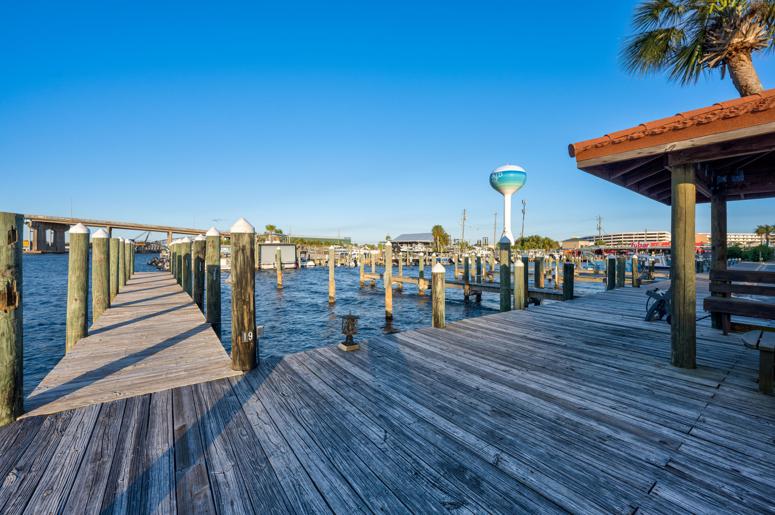 CLIPPER COVE T/H - Residential