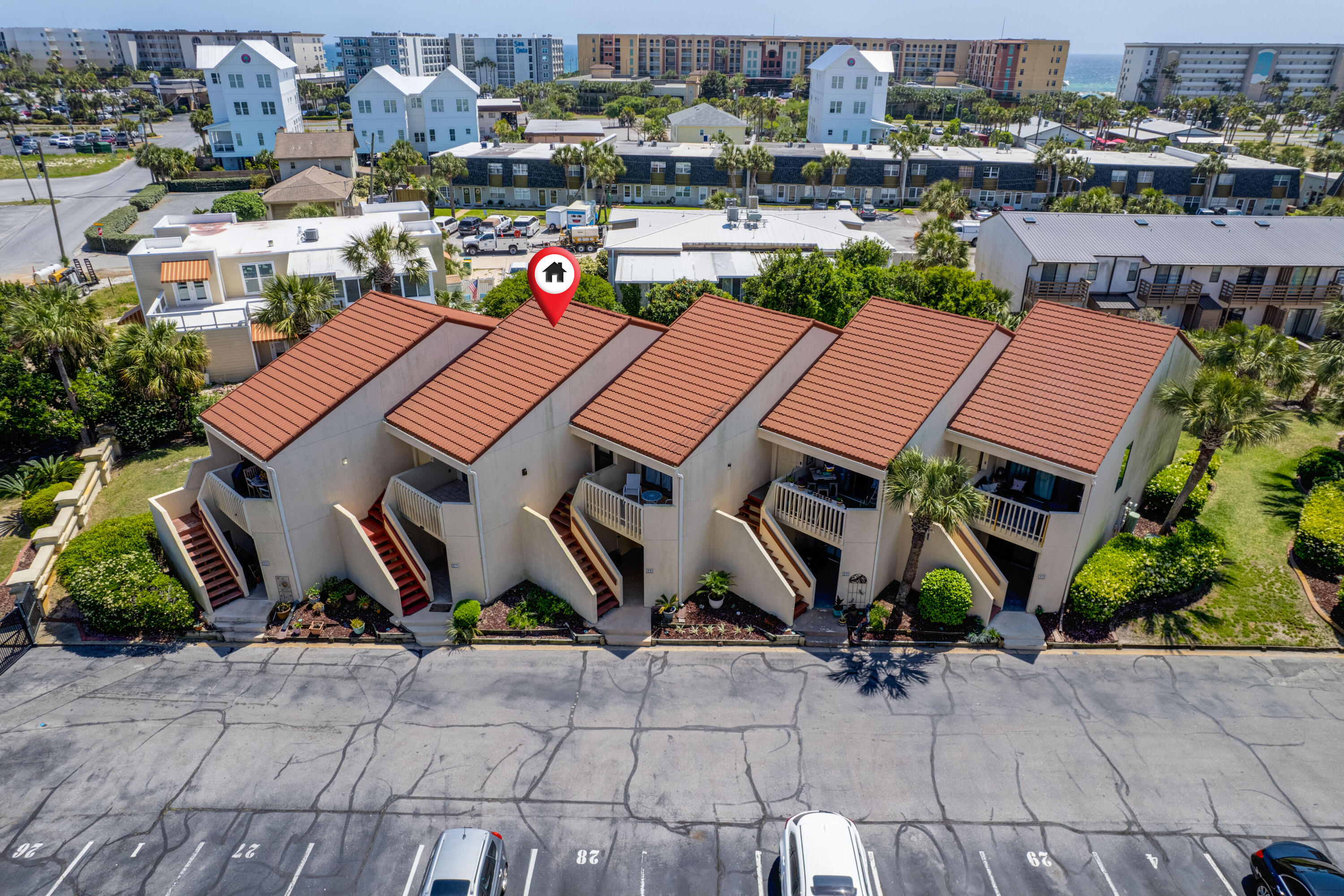 CLIPPER COVE T/H - Residential