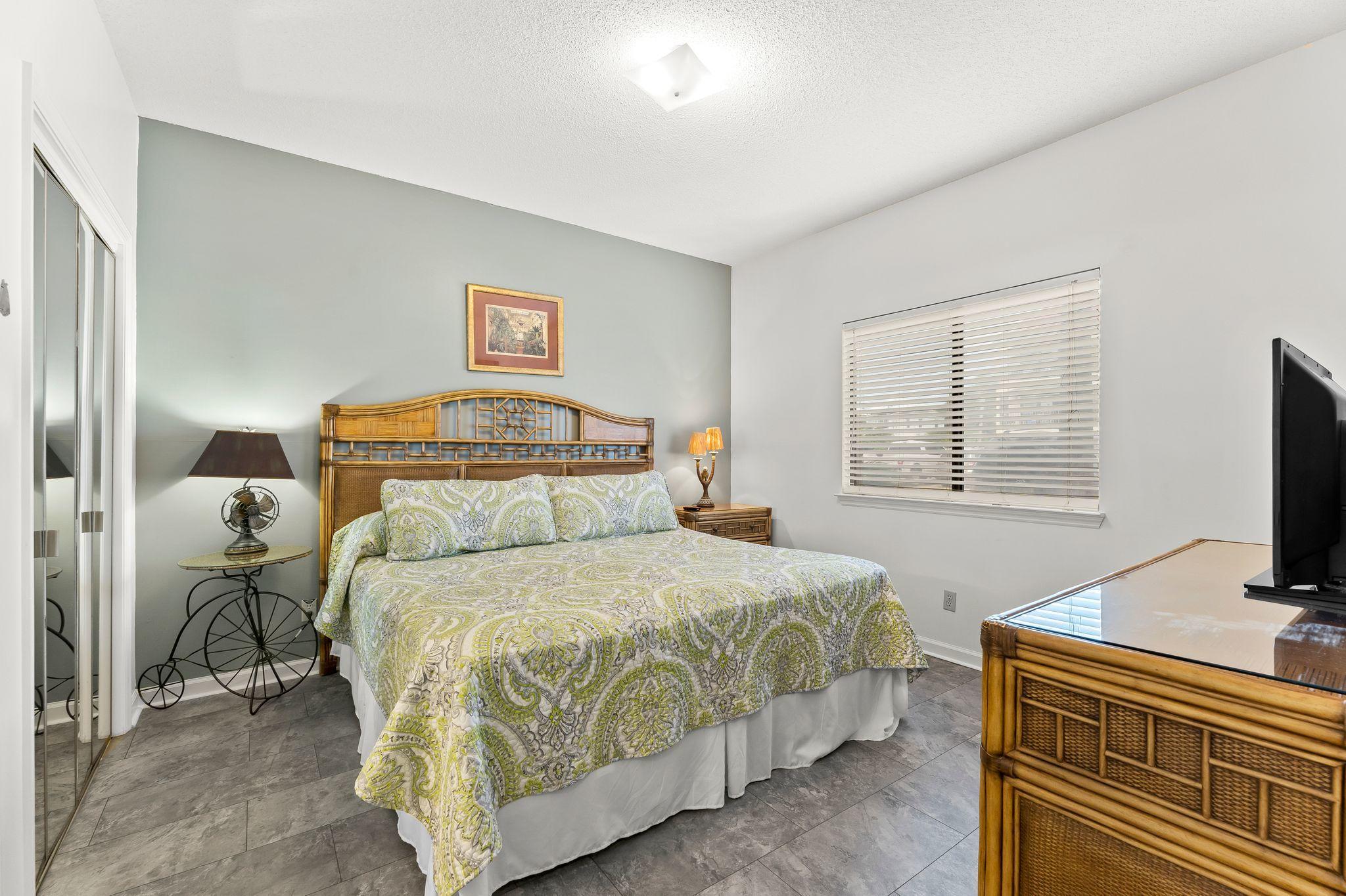 PALMS AT SEAGROVE CONDO UNIT A - Residential