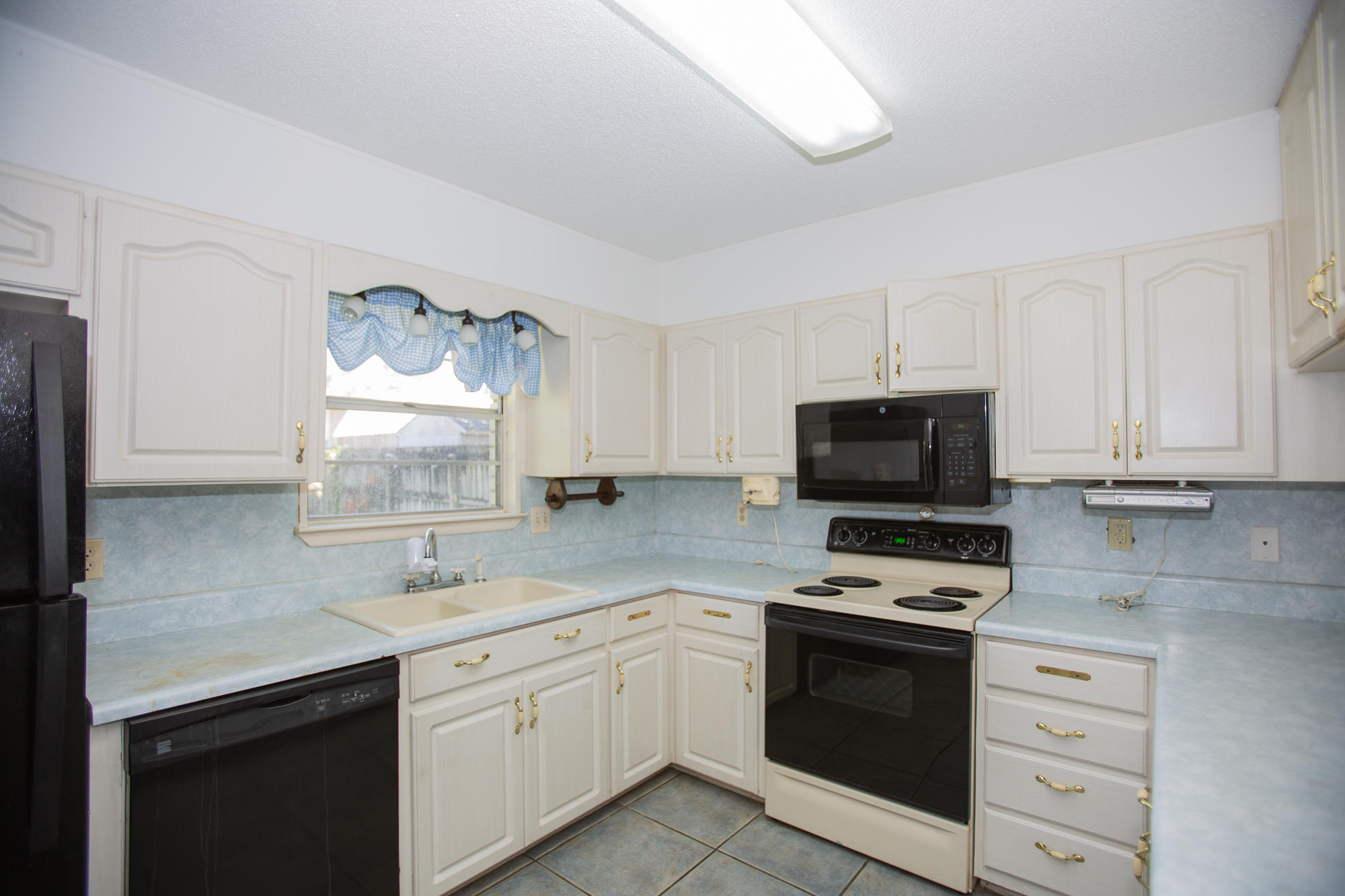 HOMEWOOD S/D - Residential