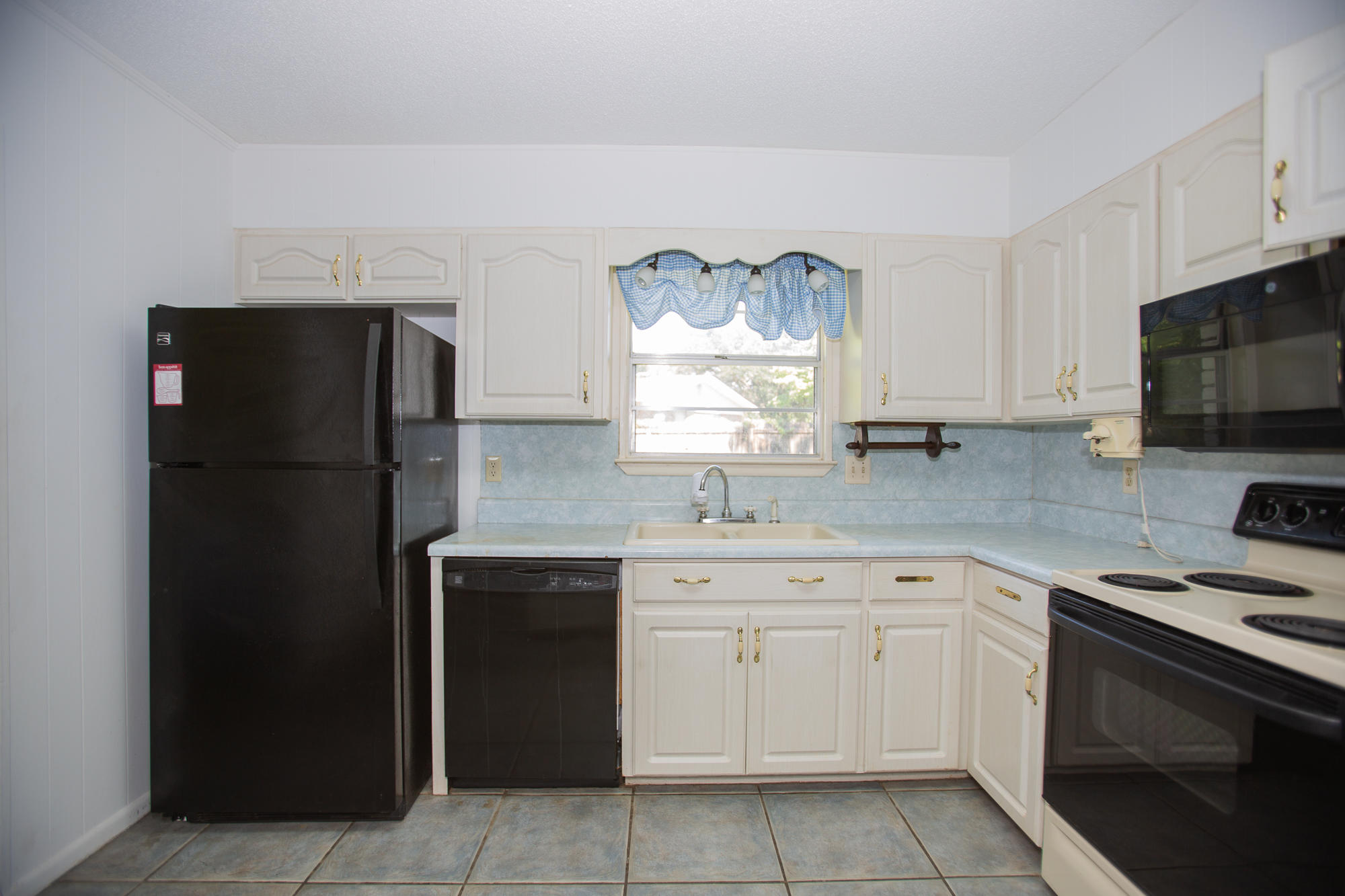 HOMEWOOD S/D - Residential