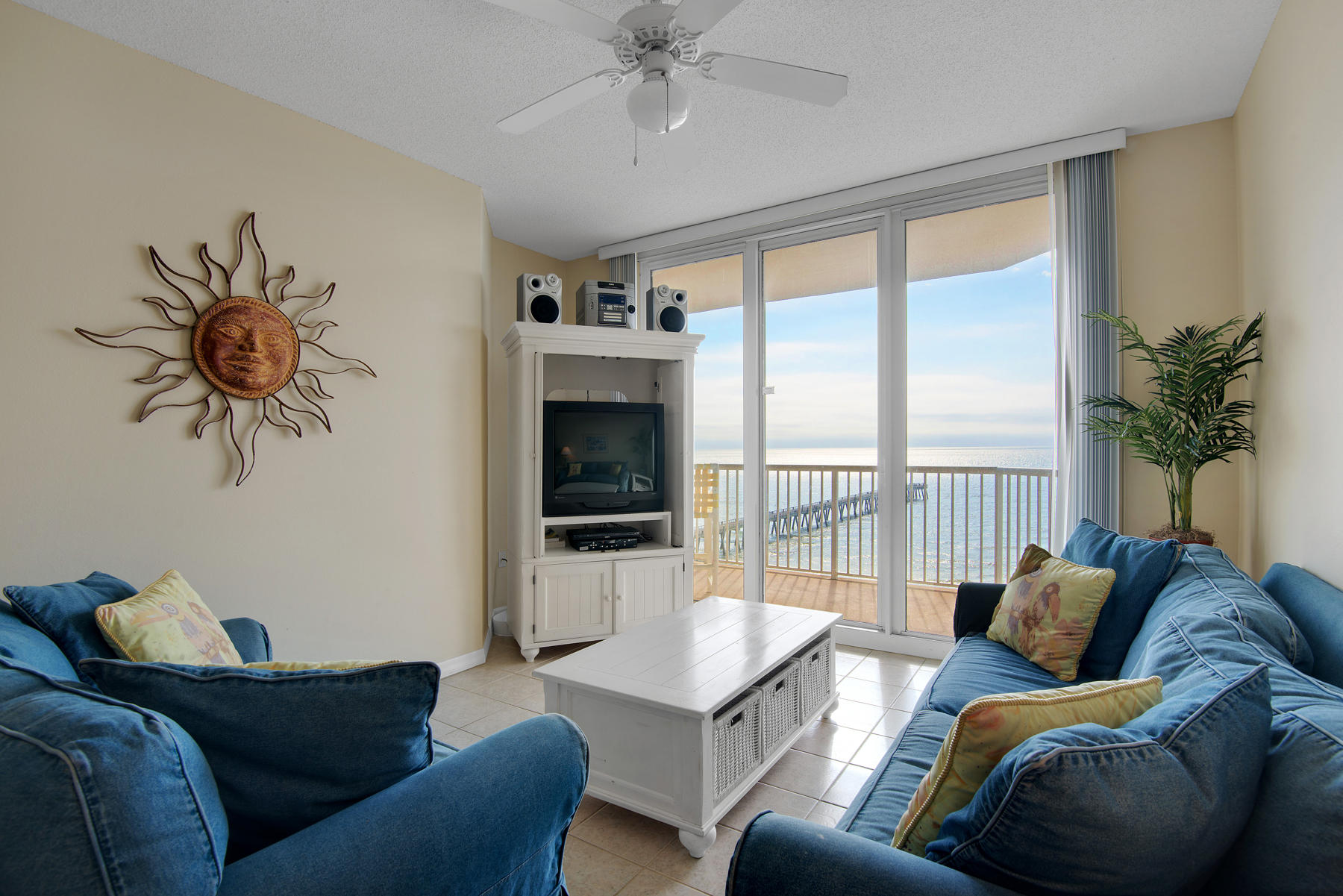 SUMMERWIND CONDOS - Residential