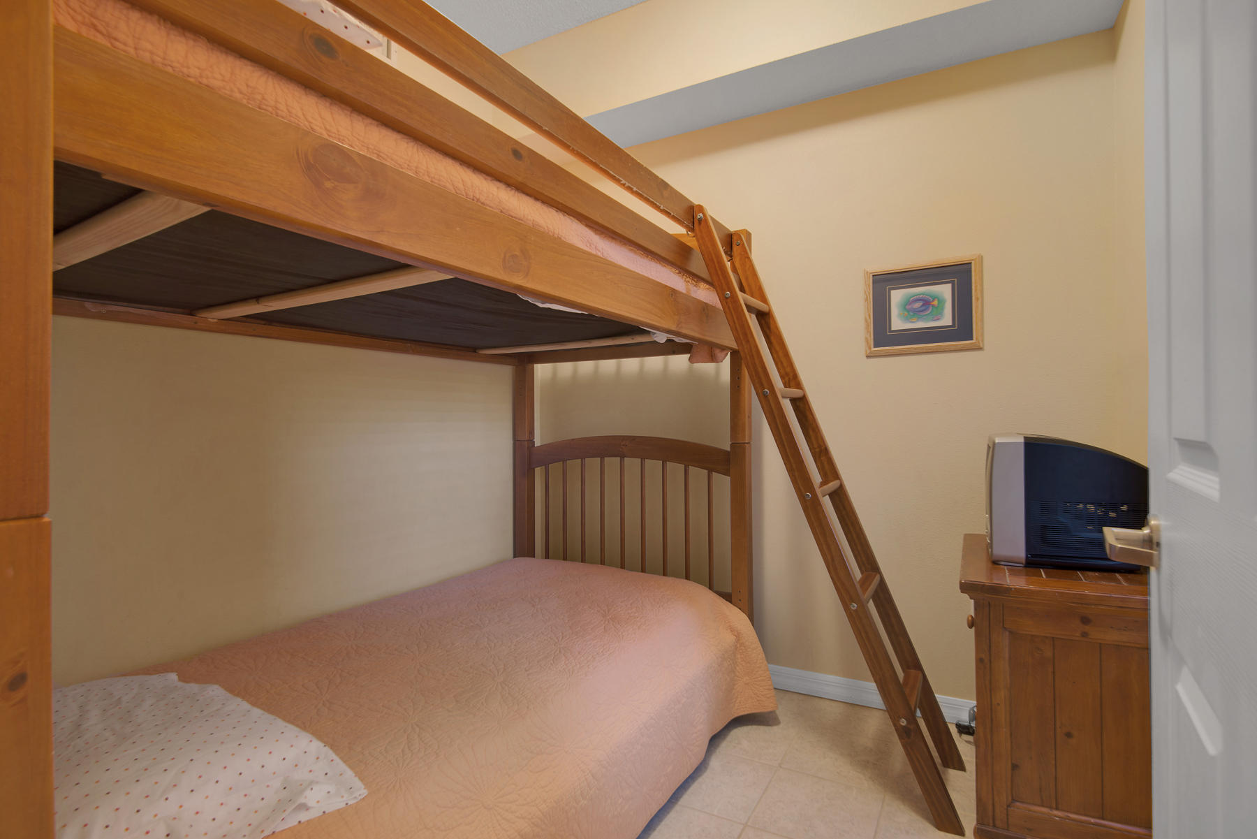 SUMMERWIND CONDOS - Residential