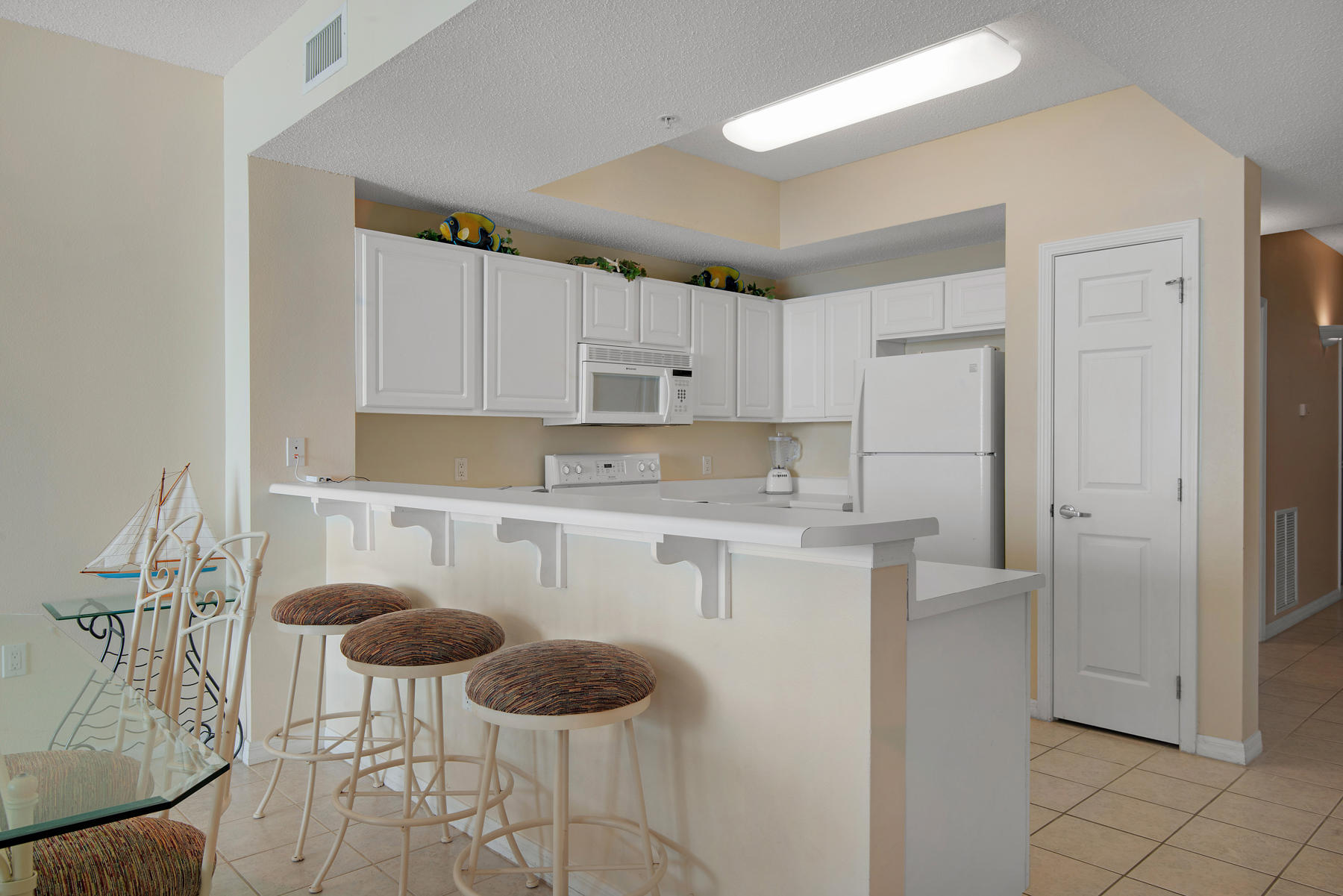 SUMMERWIND CONDOS - Residential