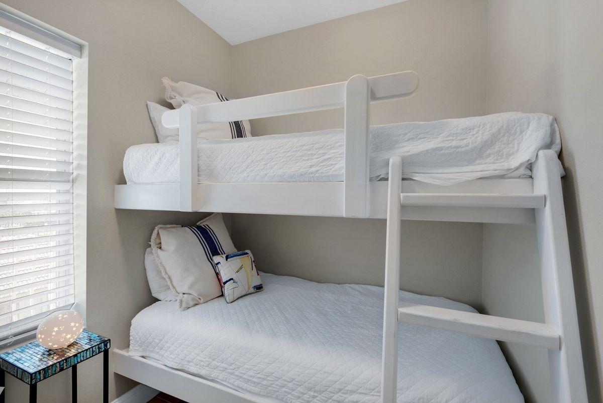 DUNES OF SEAGROVE - Residential