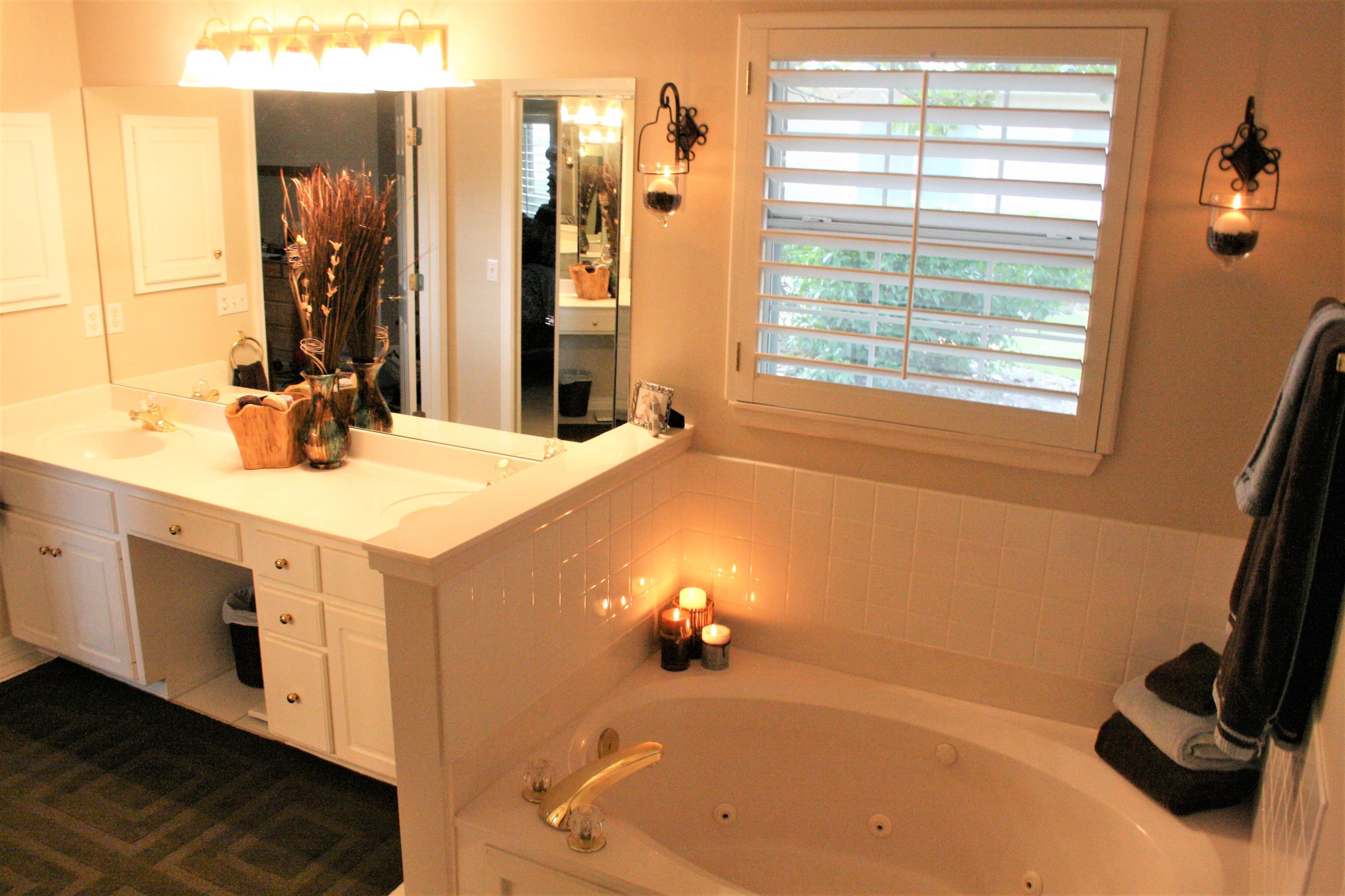 MAGNOLIA PLANTATION AT BLUEWATER BAY - Residential