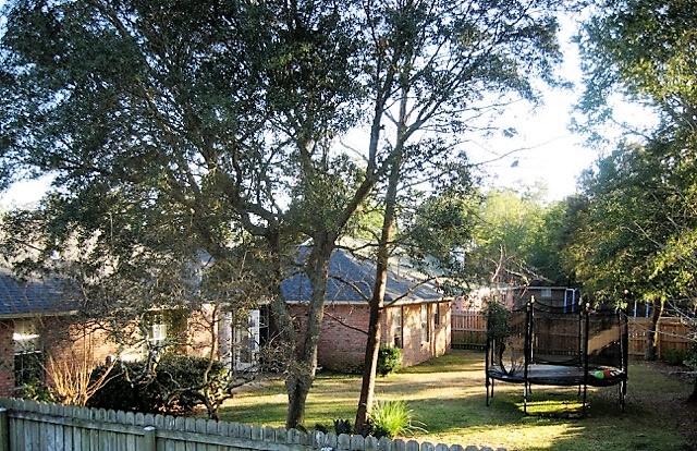 PARKWOOD ESTATES PH 1 BLUEWATER BAY - Residential