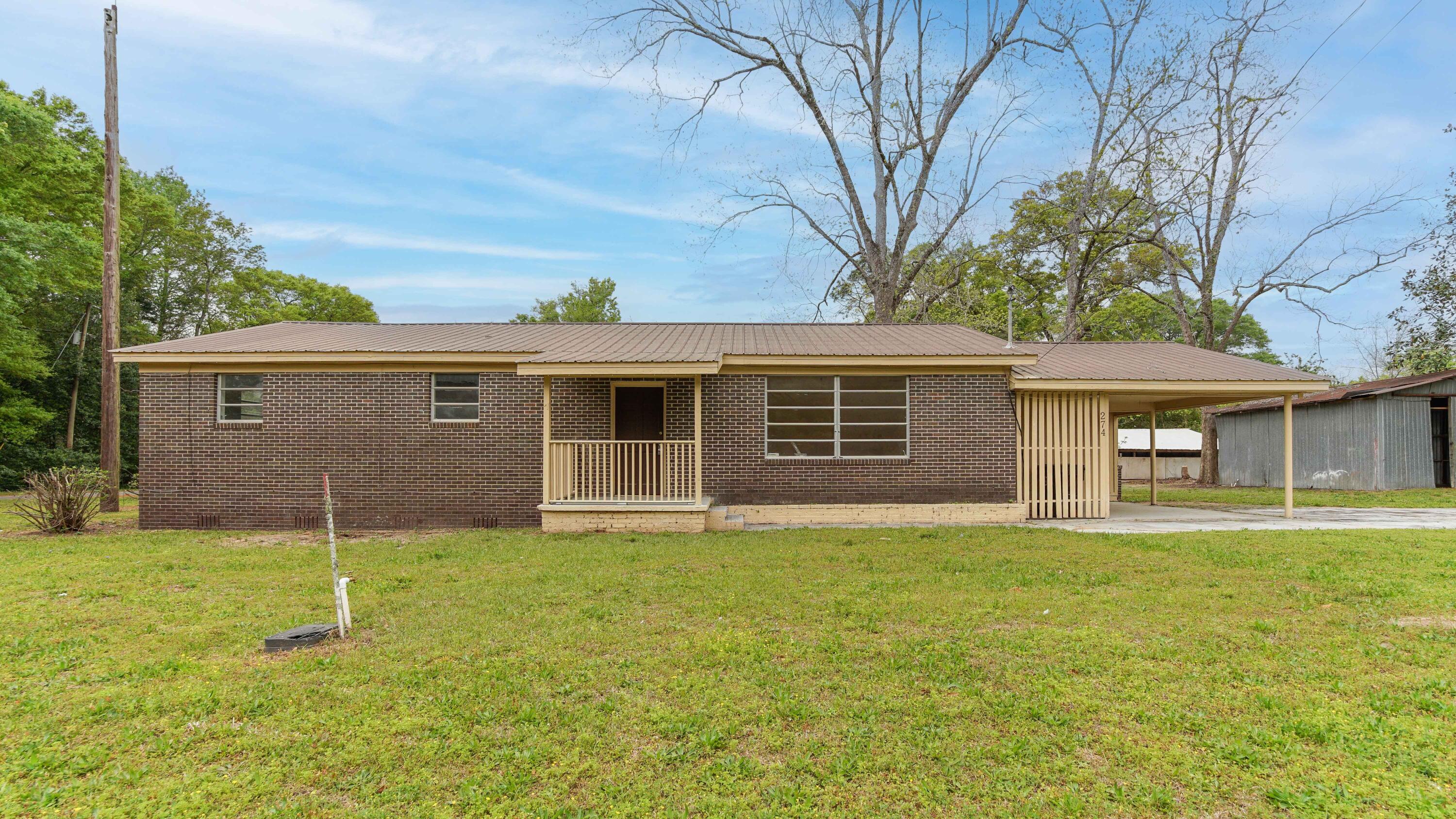 TOWN OF DEFUNIAK - Residential