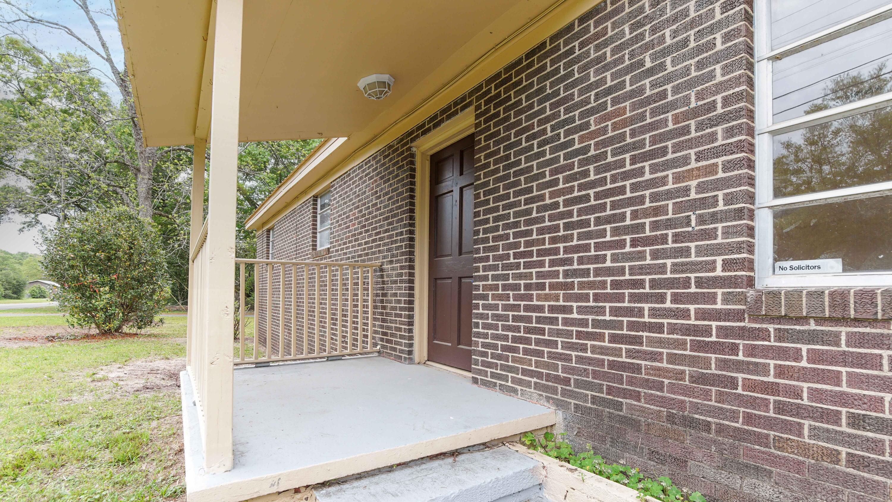 TOWN OF DEFUNIAK - Residential