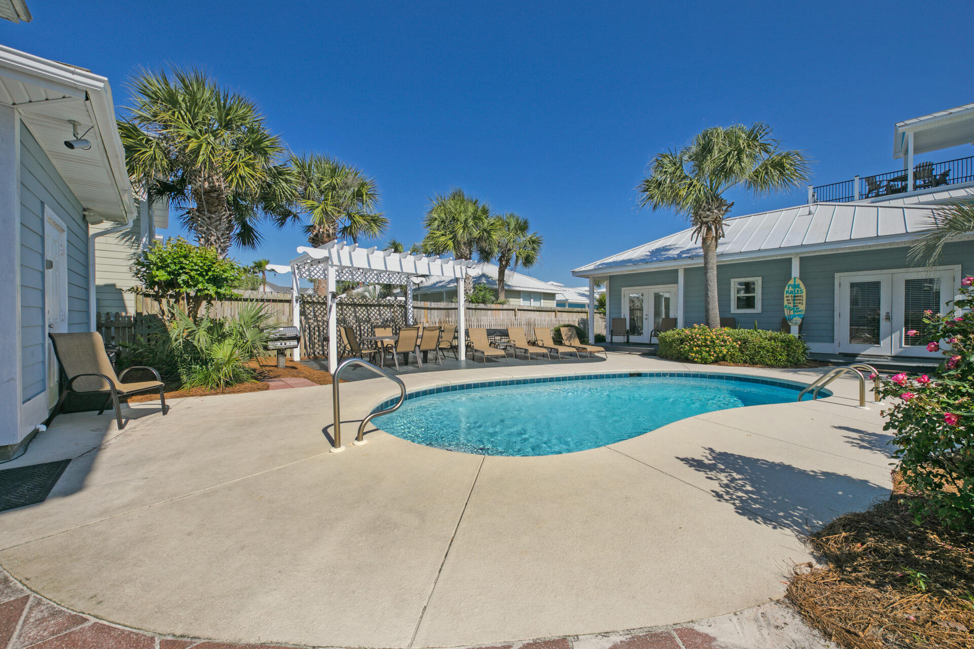 CRYSTAL BEACH - Residential