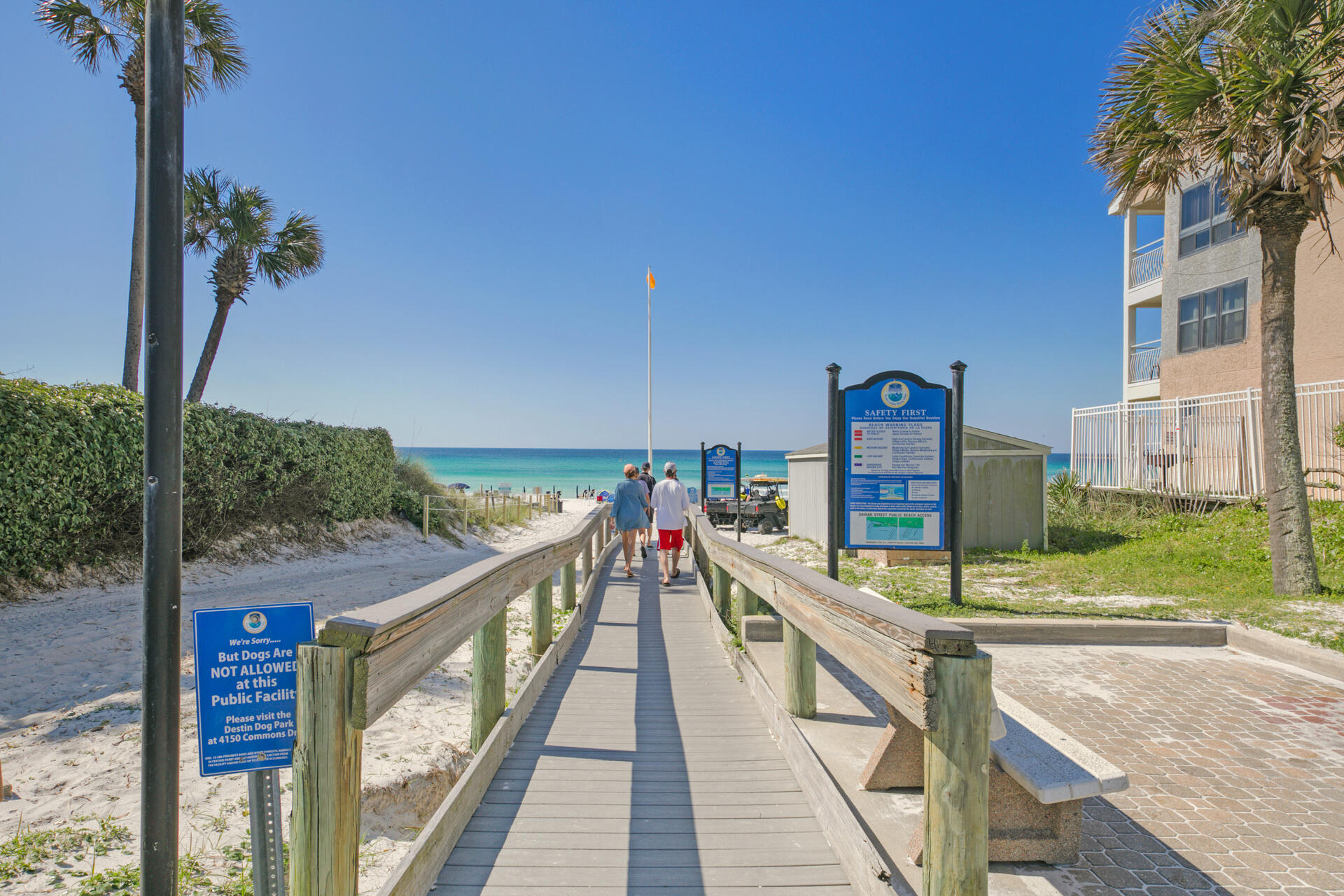 CRYSTAL BEACH - Residential