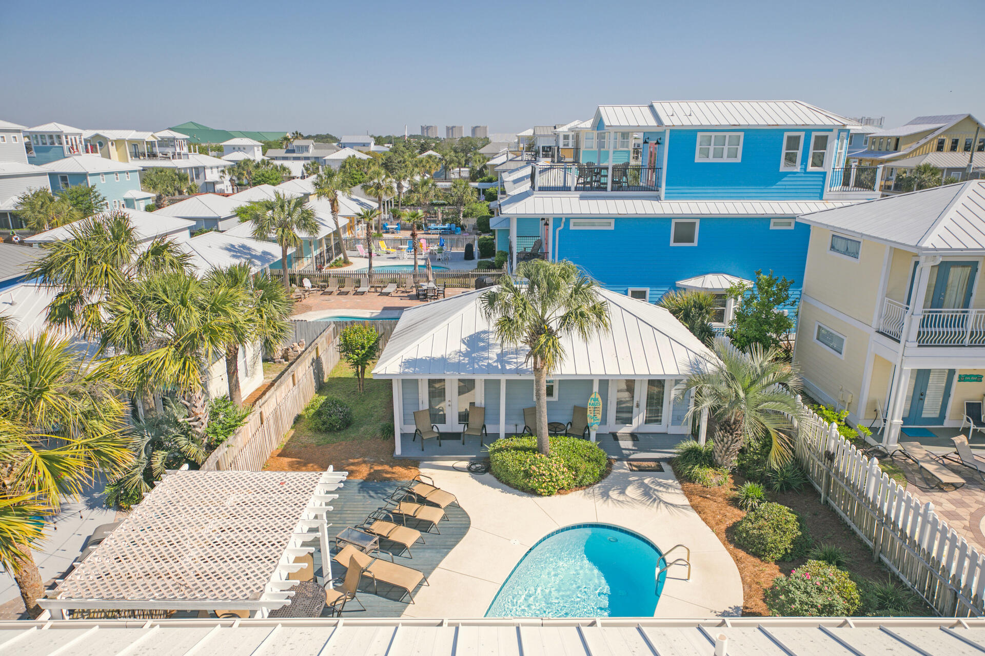 CRYSTAL BEACH - Residential