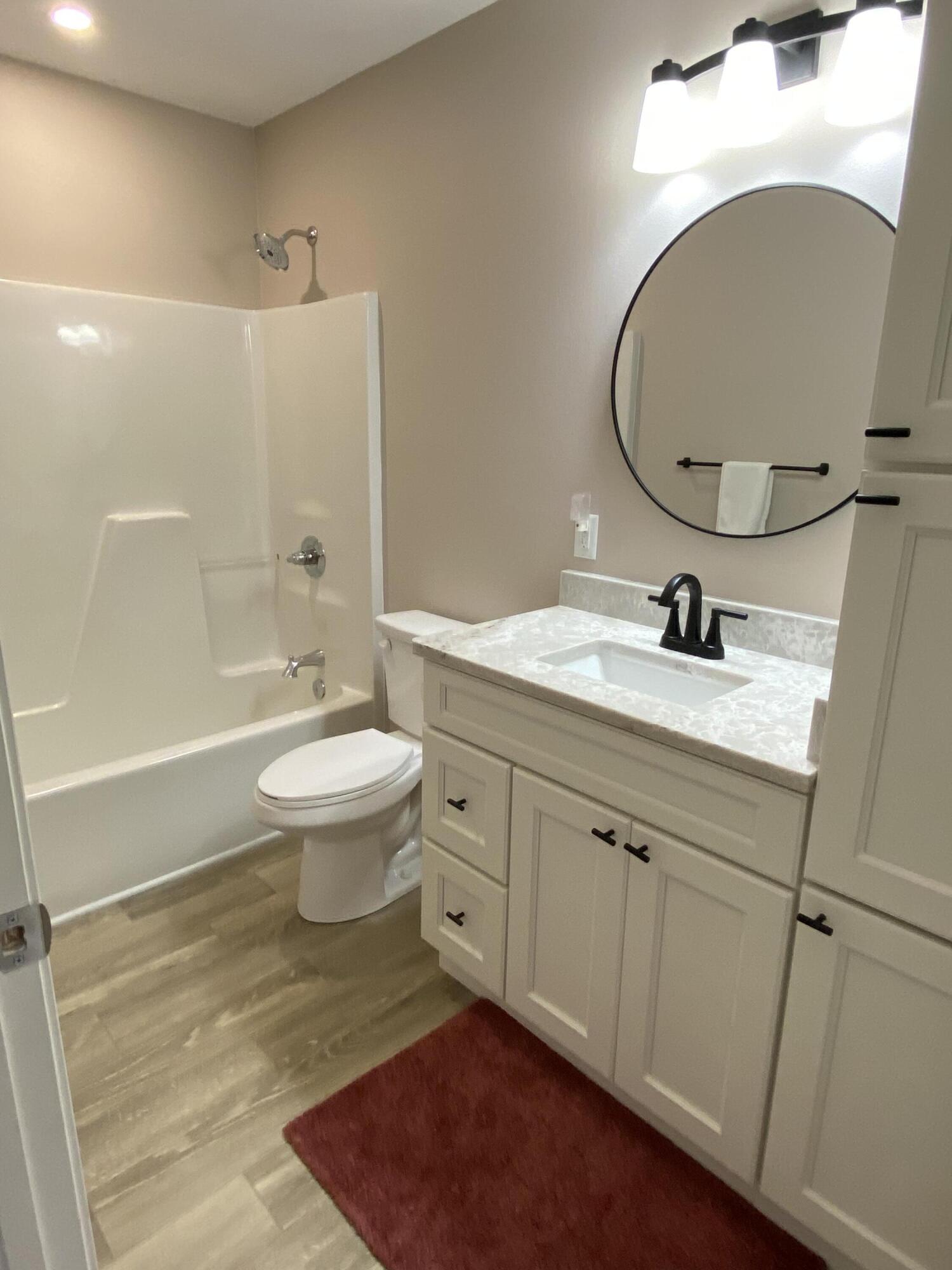 HOLLEY BY THE SEA - Residential