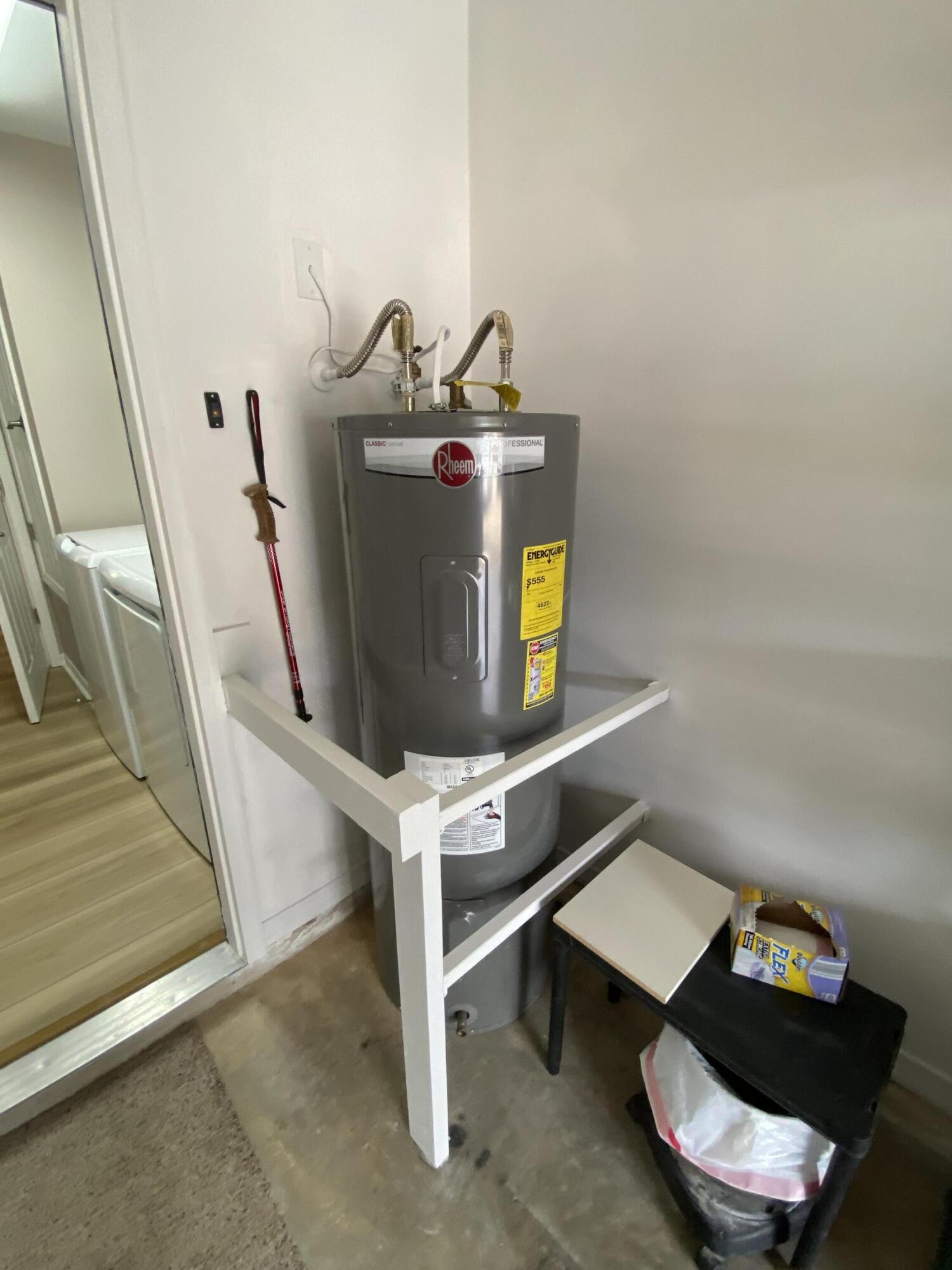 HOLLEY BY THE SEA - Residential