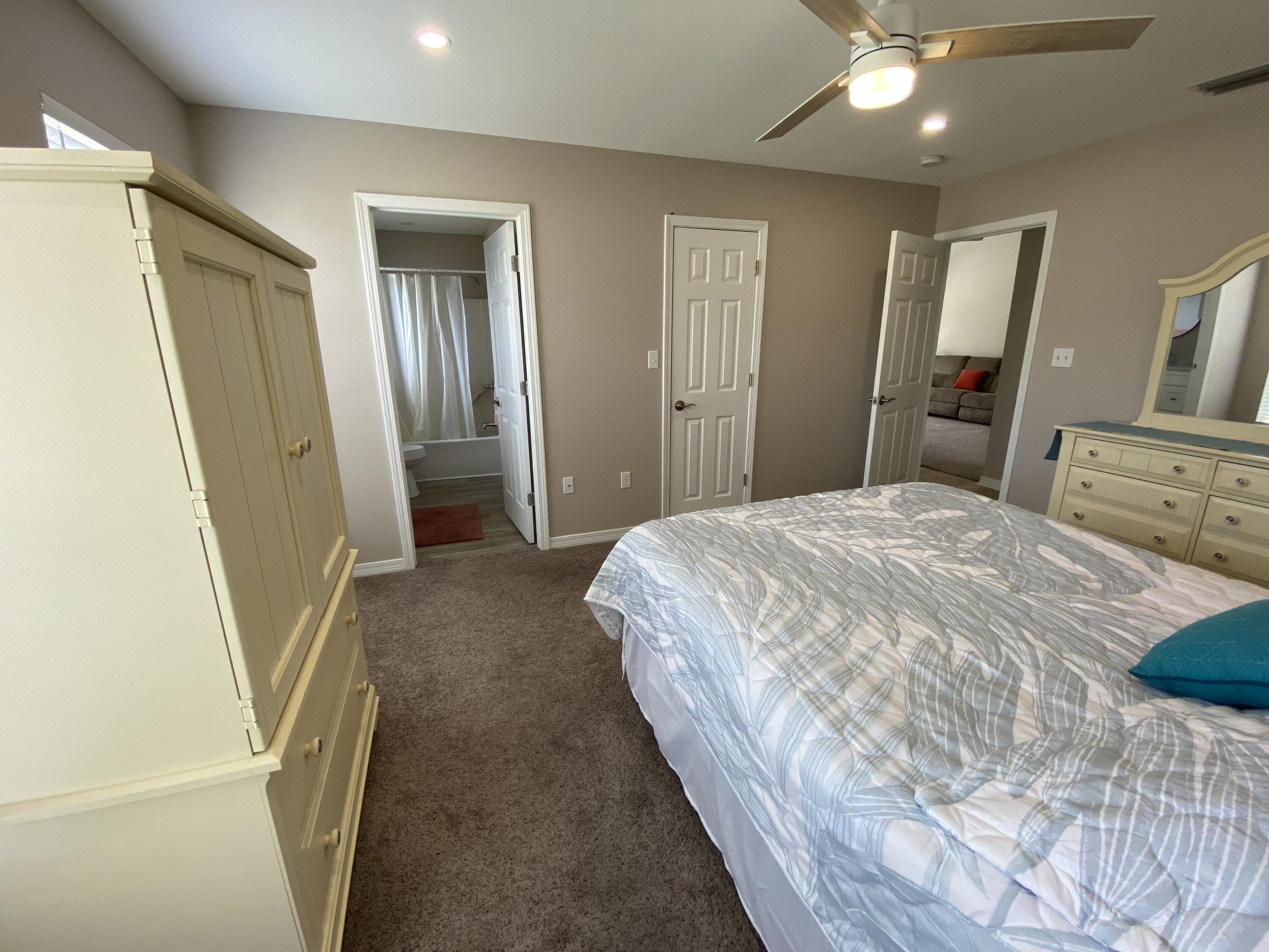 HOLLEY BY THE SEA - Residential