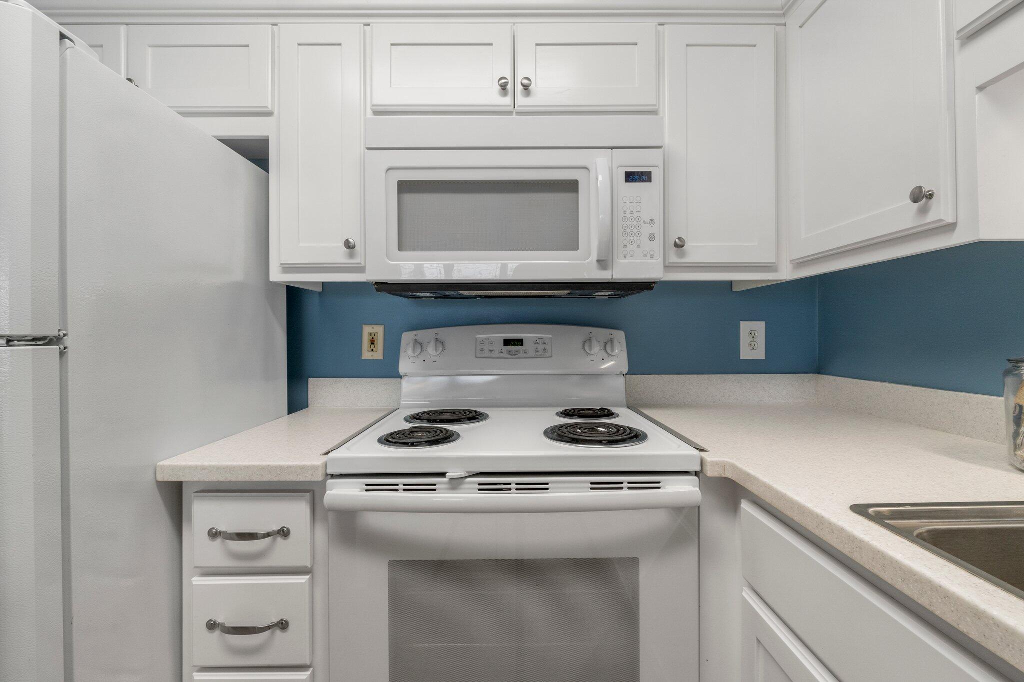 SOUTHWIND 3 CONDO - Residential