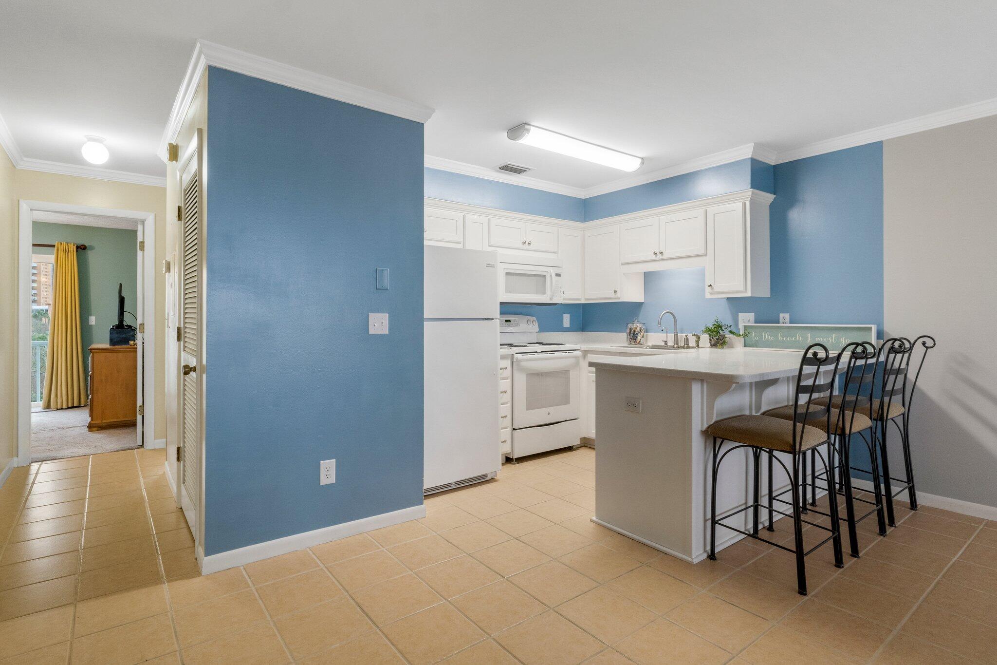 SOUTHWIND 3 CONDO - Residential