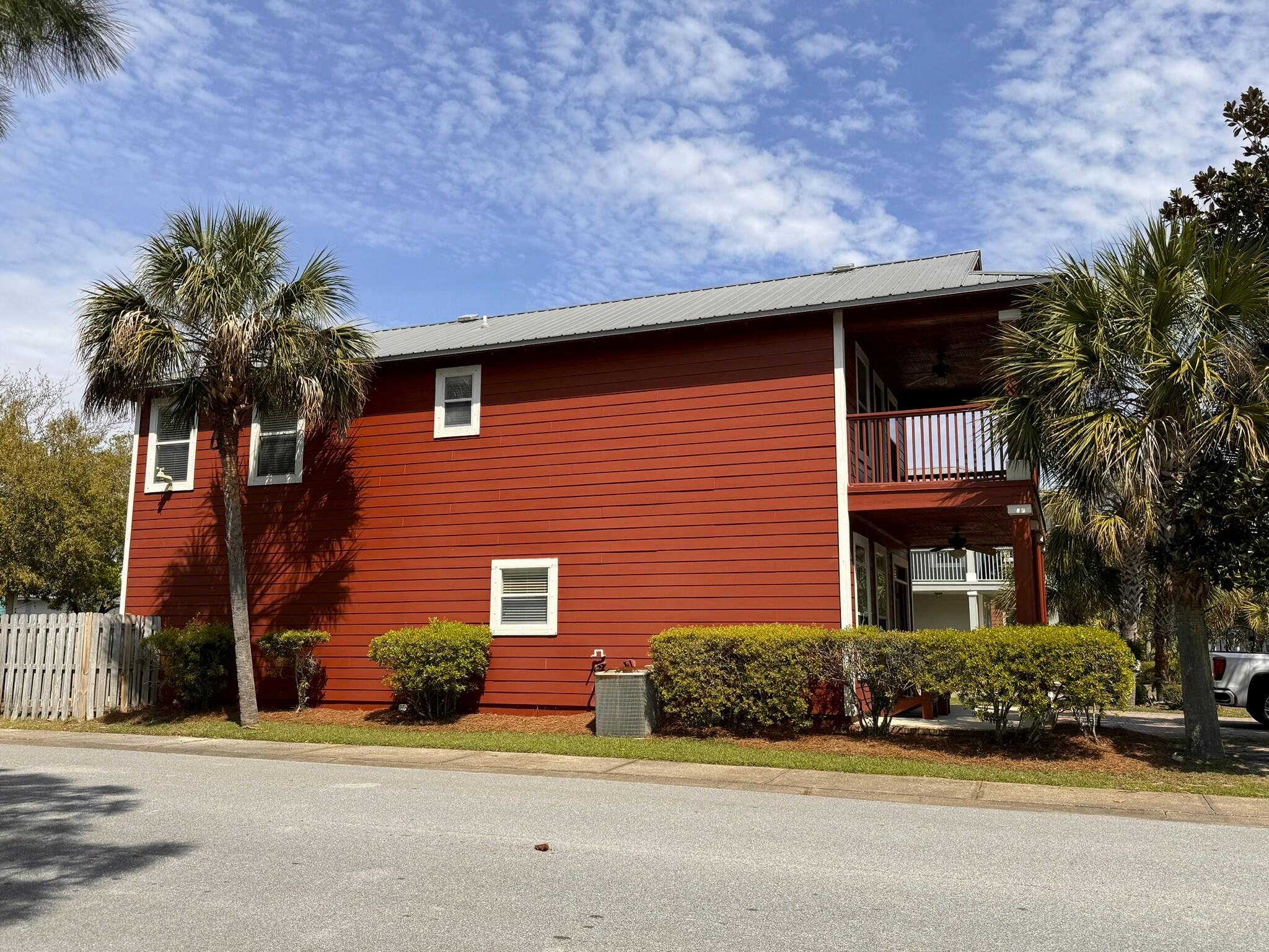 EAGLE BAY - Residential