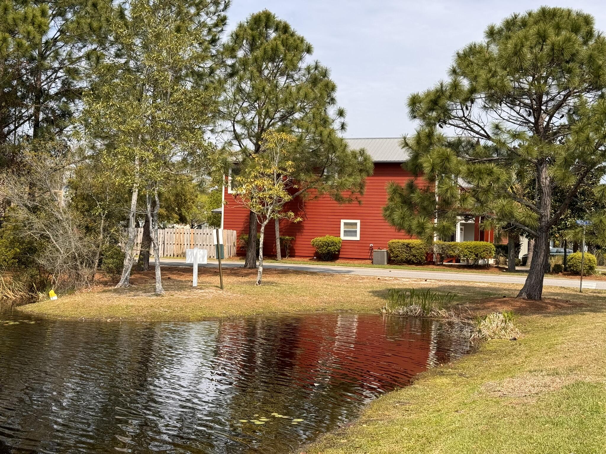 EAGLE BAY - Residential