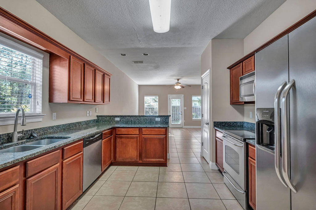 EAGLE BAY - Residential