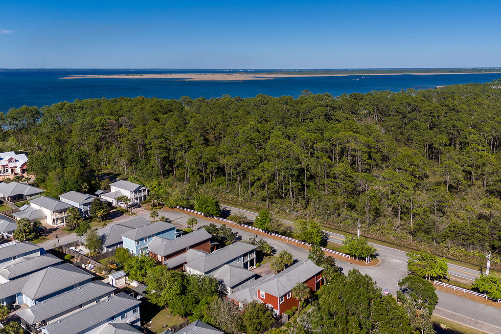 EAGLE BAY - Residential