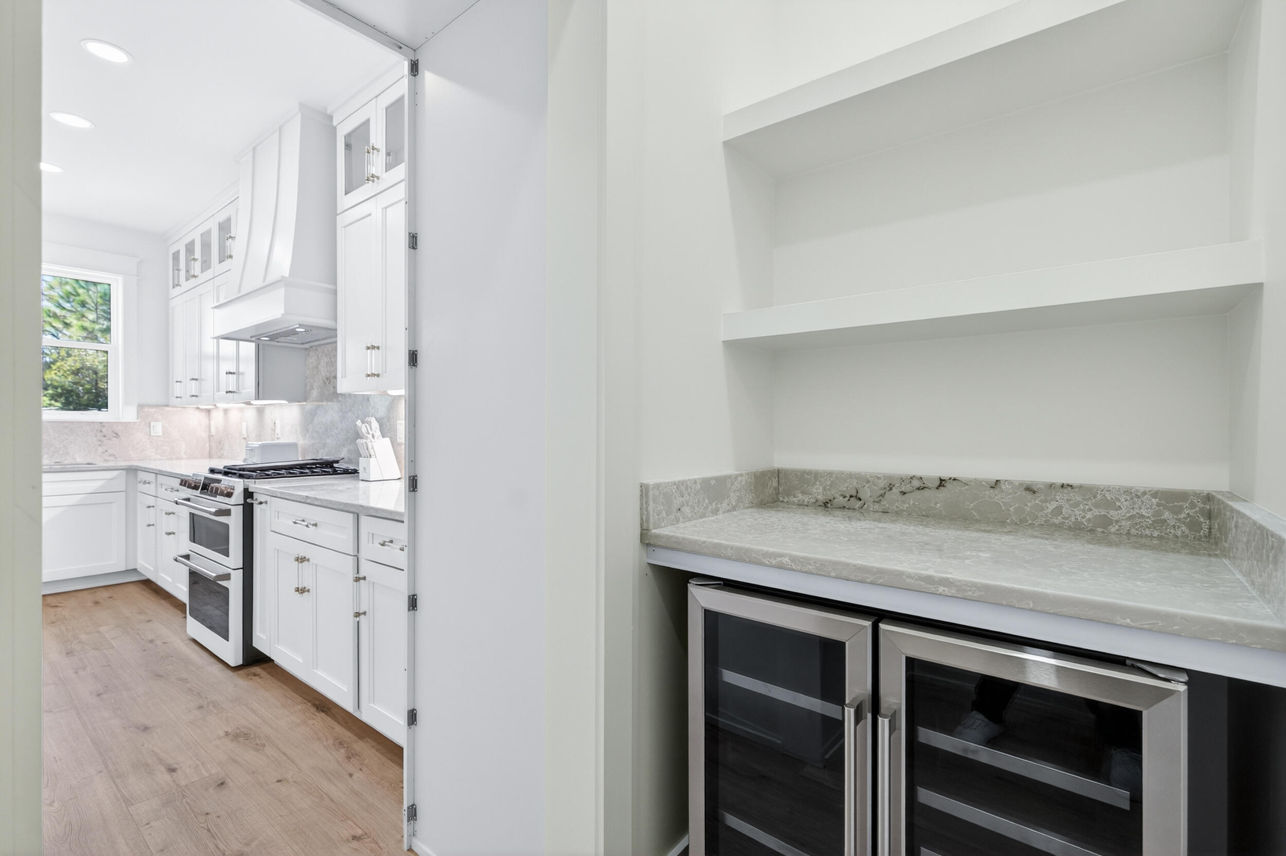 GULF SHORE MANOR - Residential