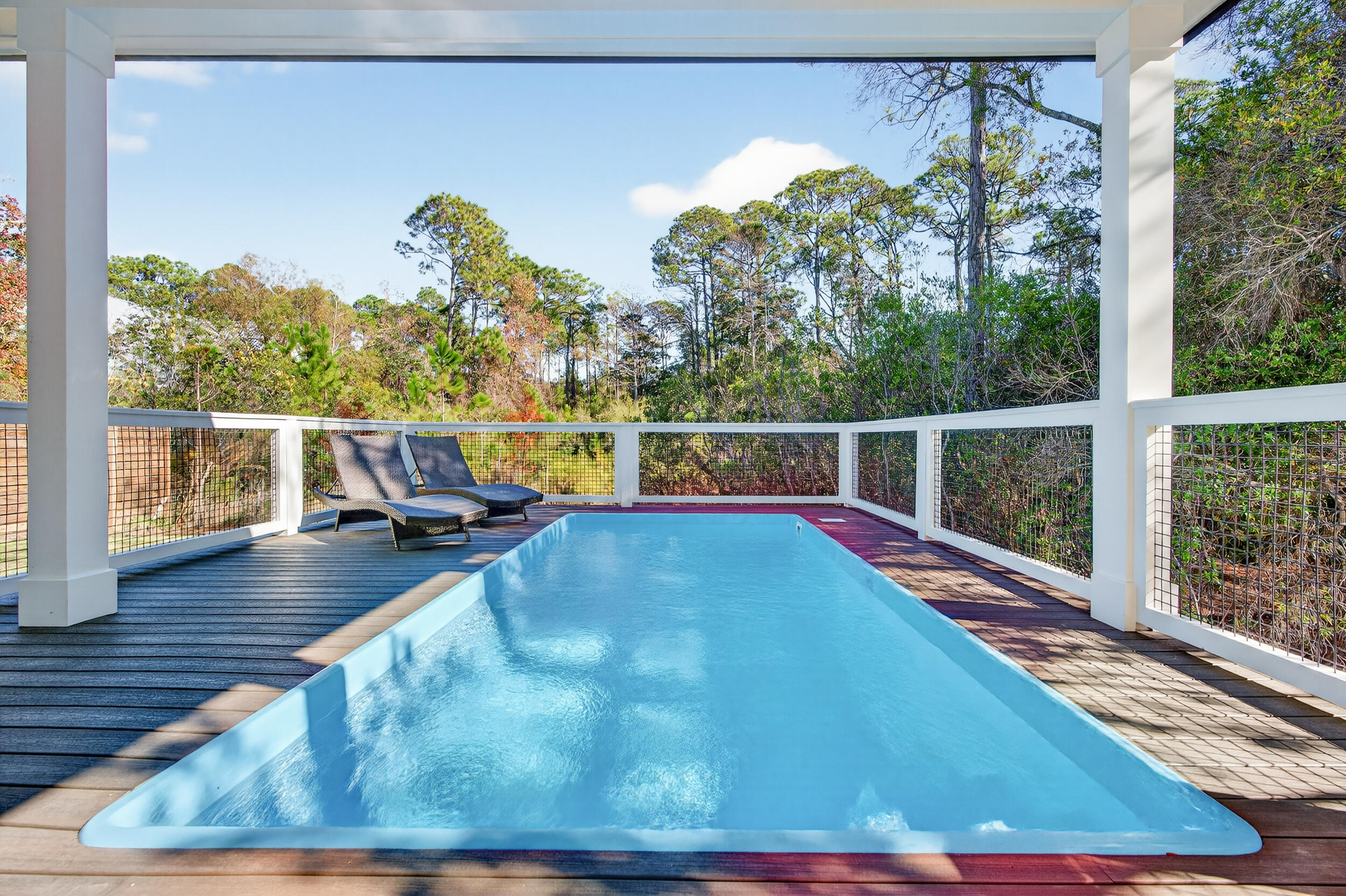 GULF SHORE MANOR - Residential