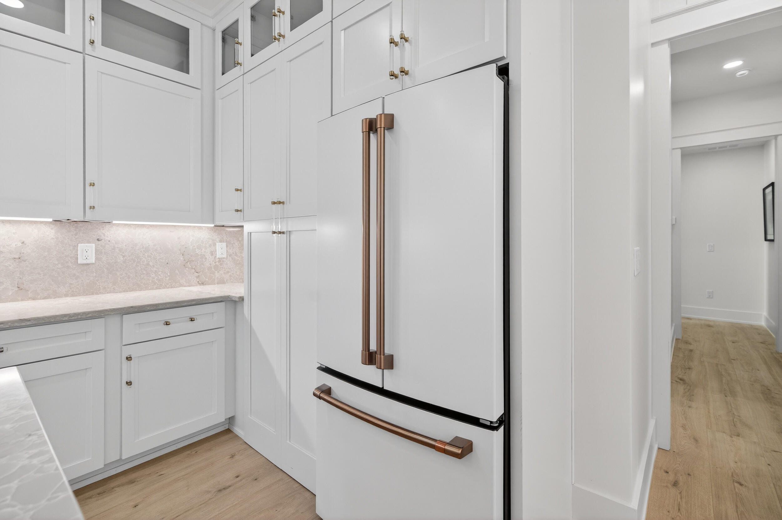 GULF SHORE MANOR - Residential