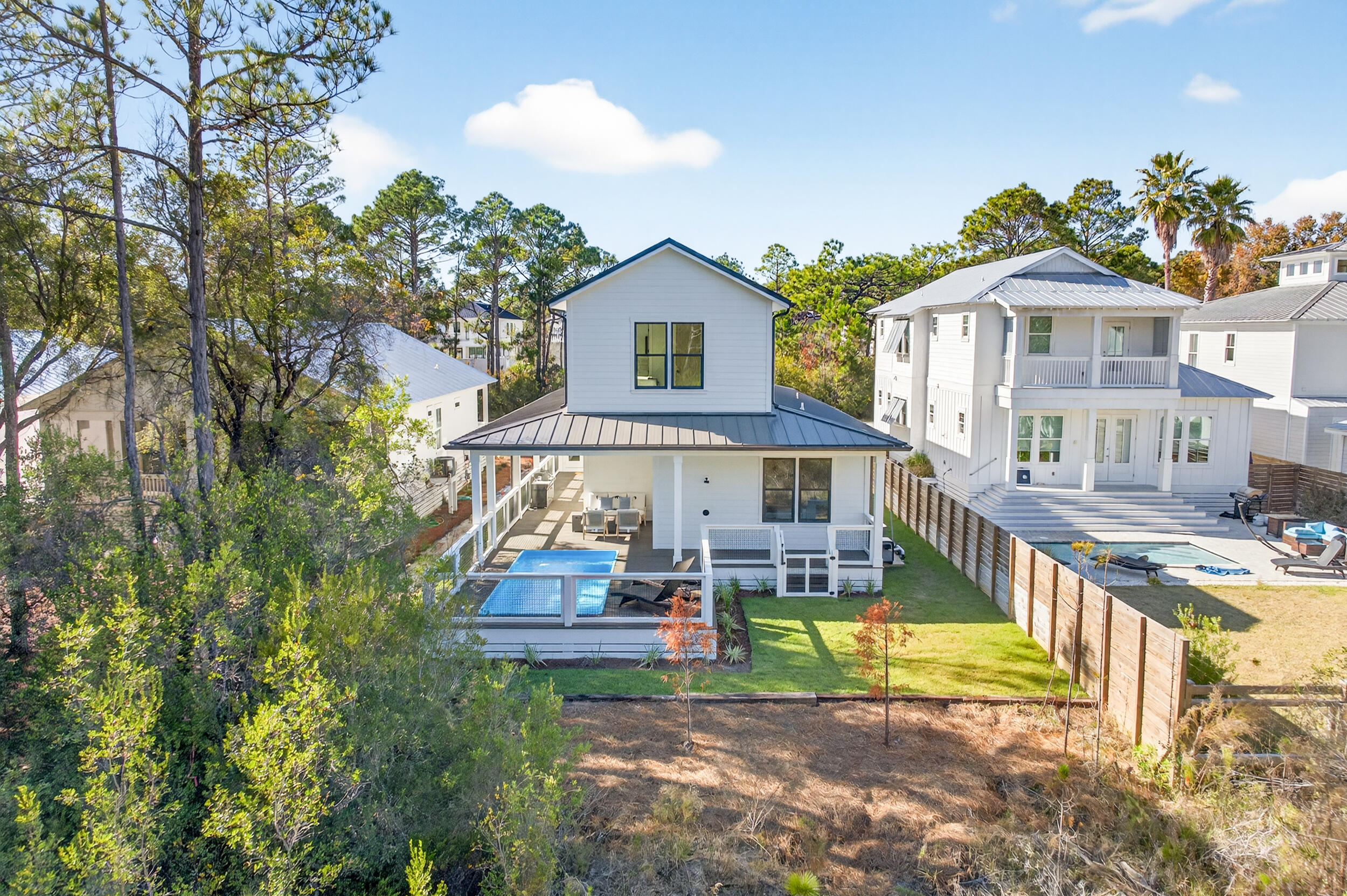 GULF SHORE MANOR - Residential