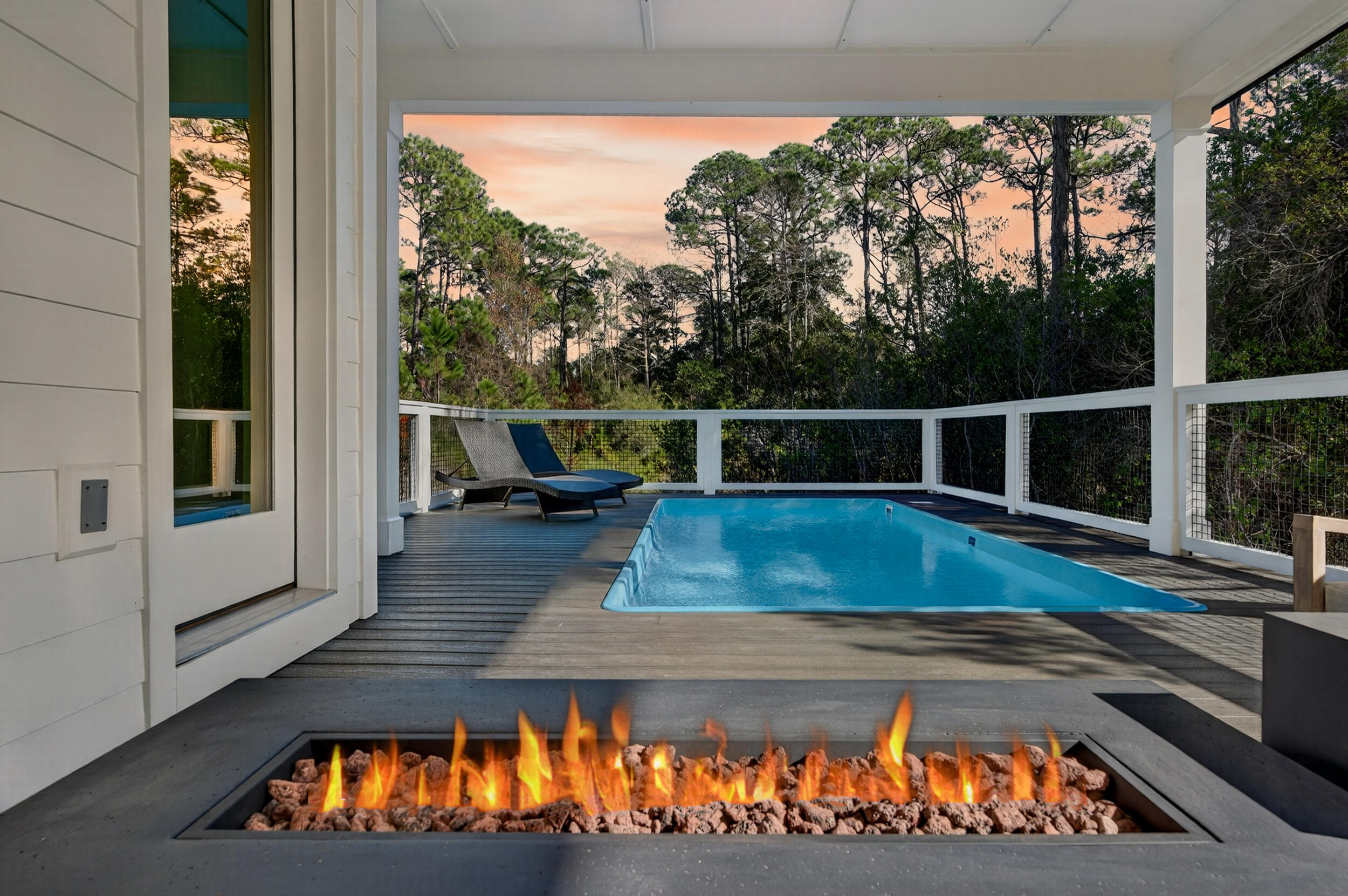 GULF SHORE MANOR - Residential