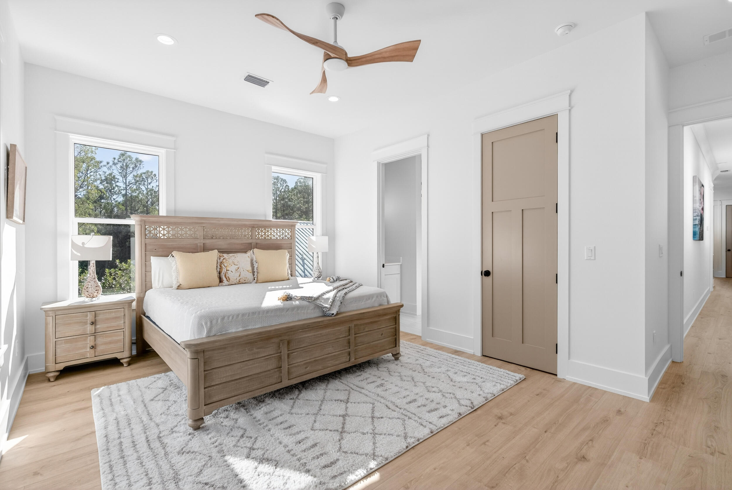 GULF SHORE MANOR - Residential