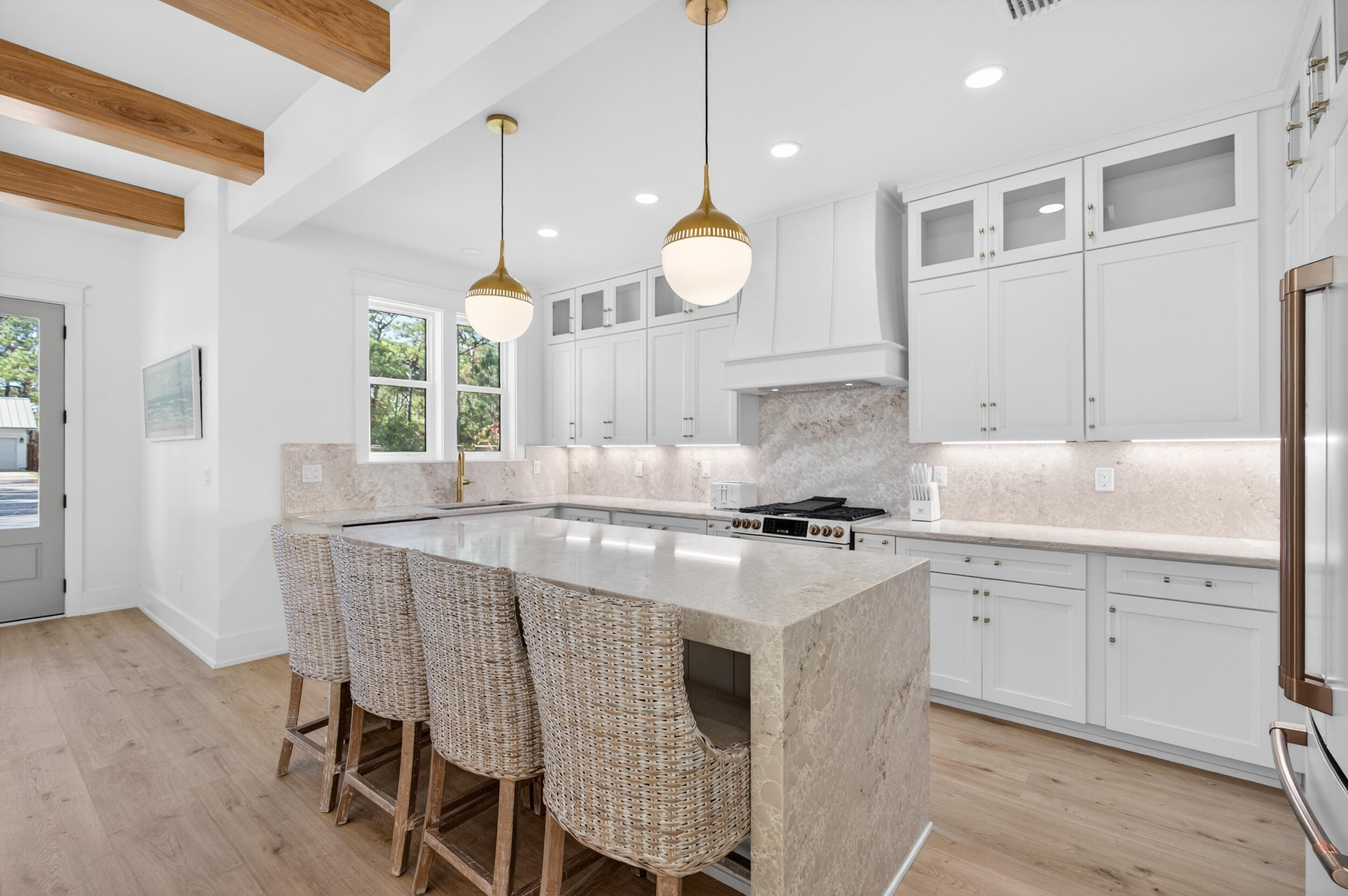 GULF SHORE MANOR - Residential