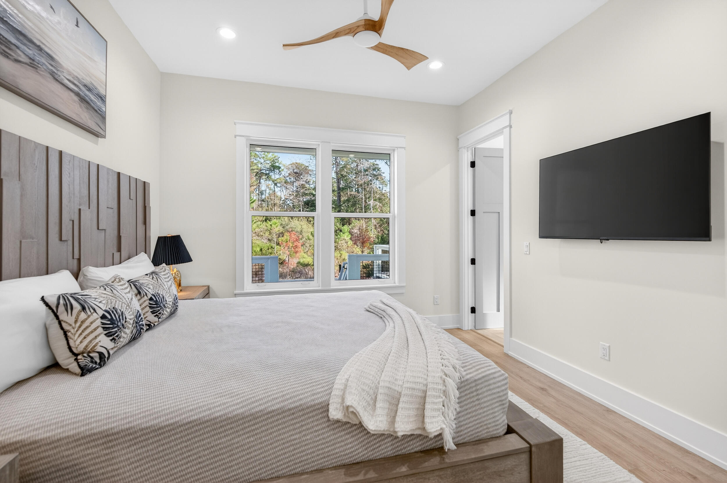 GULF SHORE MANOR - Residential