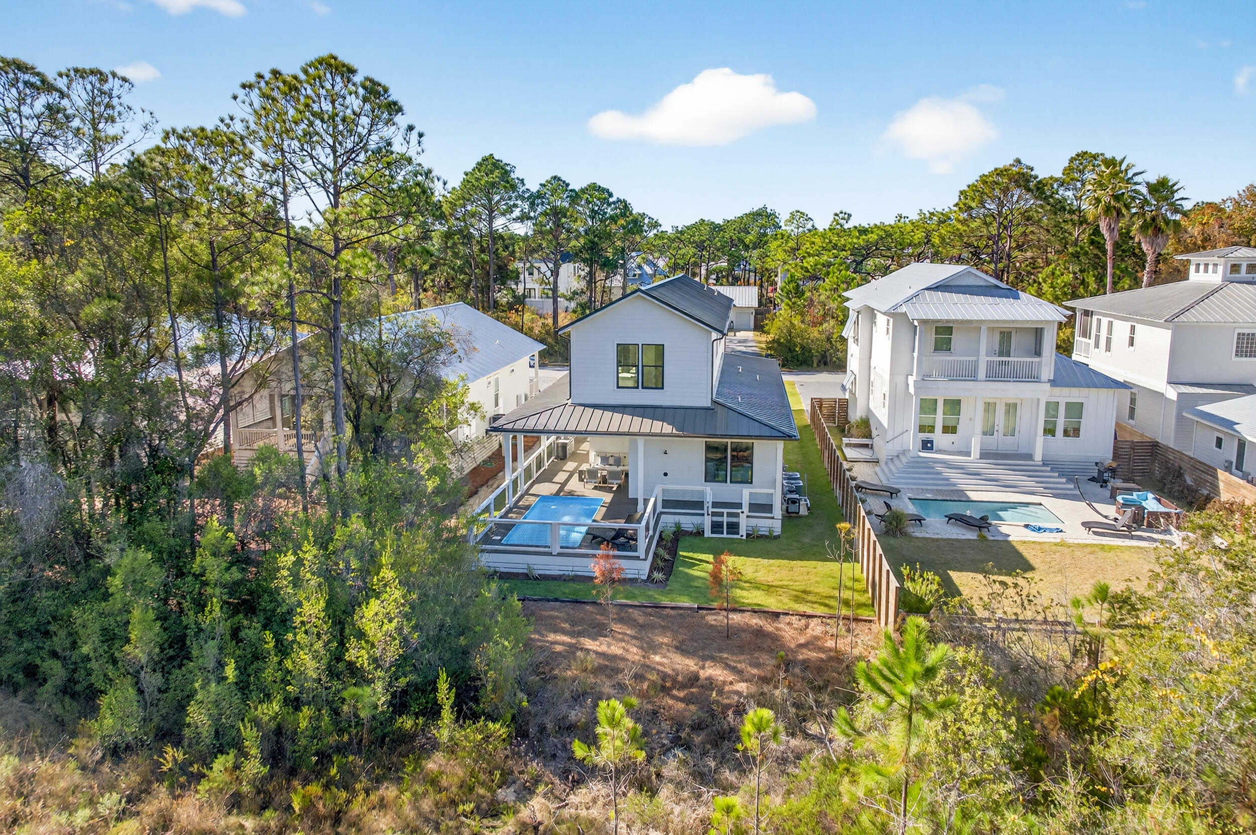 GULF SHORE MANOR - Residential