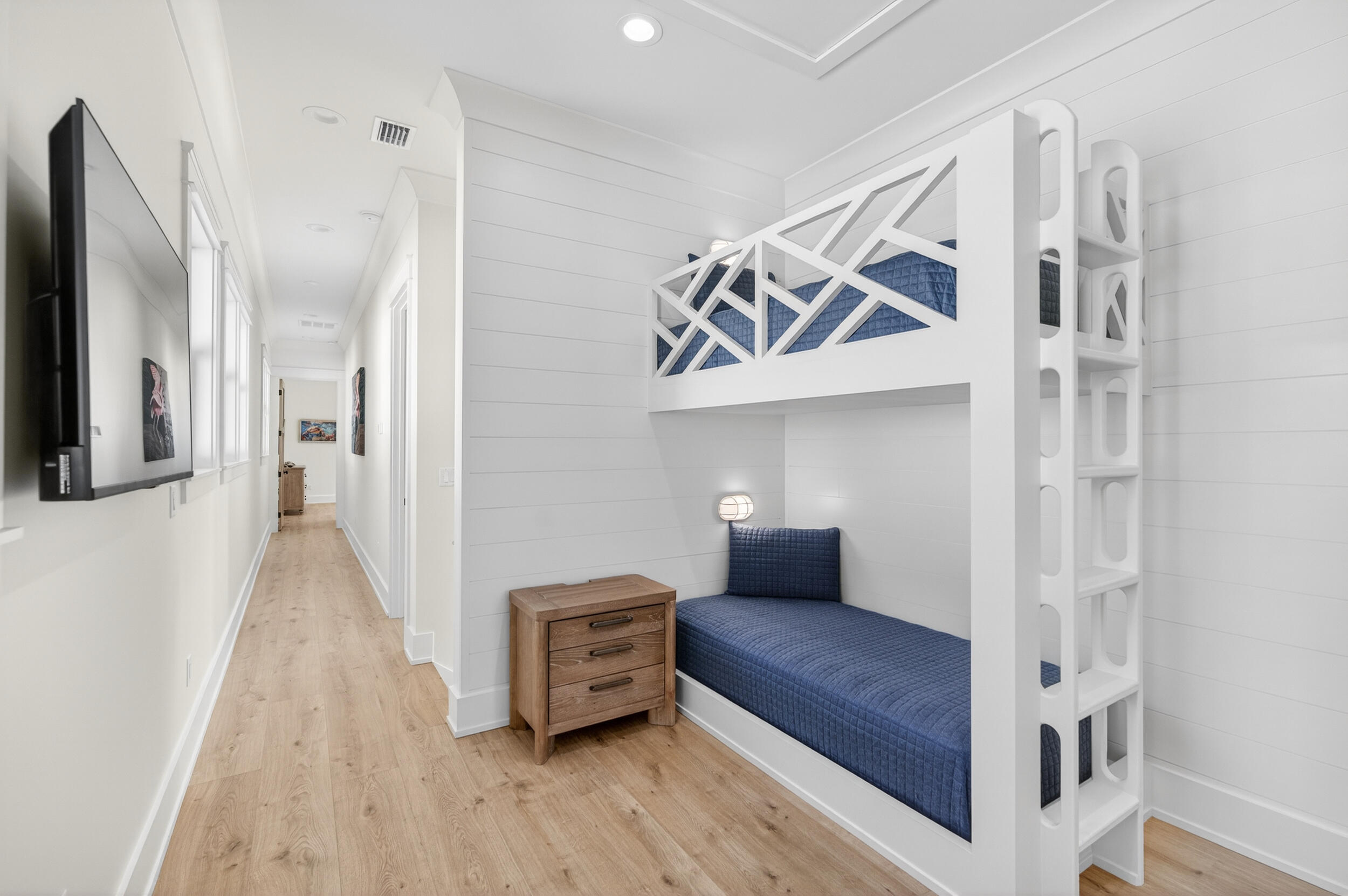 GULF SHORE MANOR - Residential