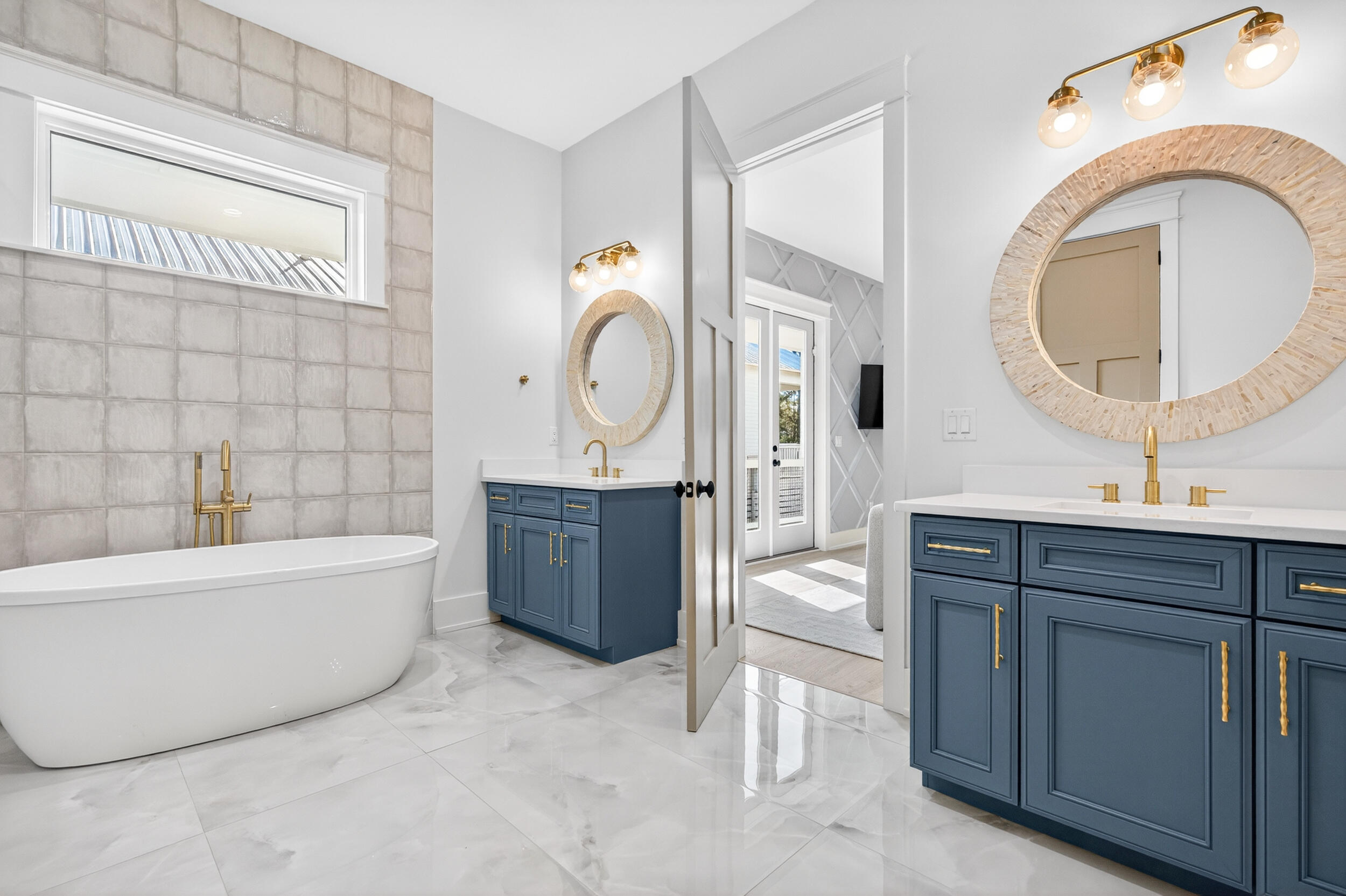 GULF SHORE MANOR - Residential