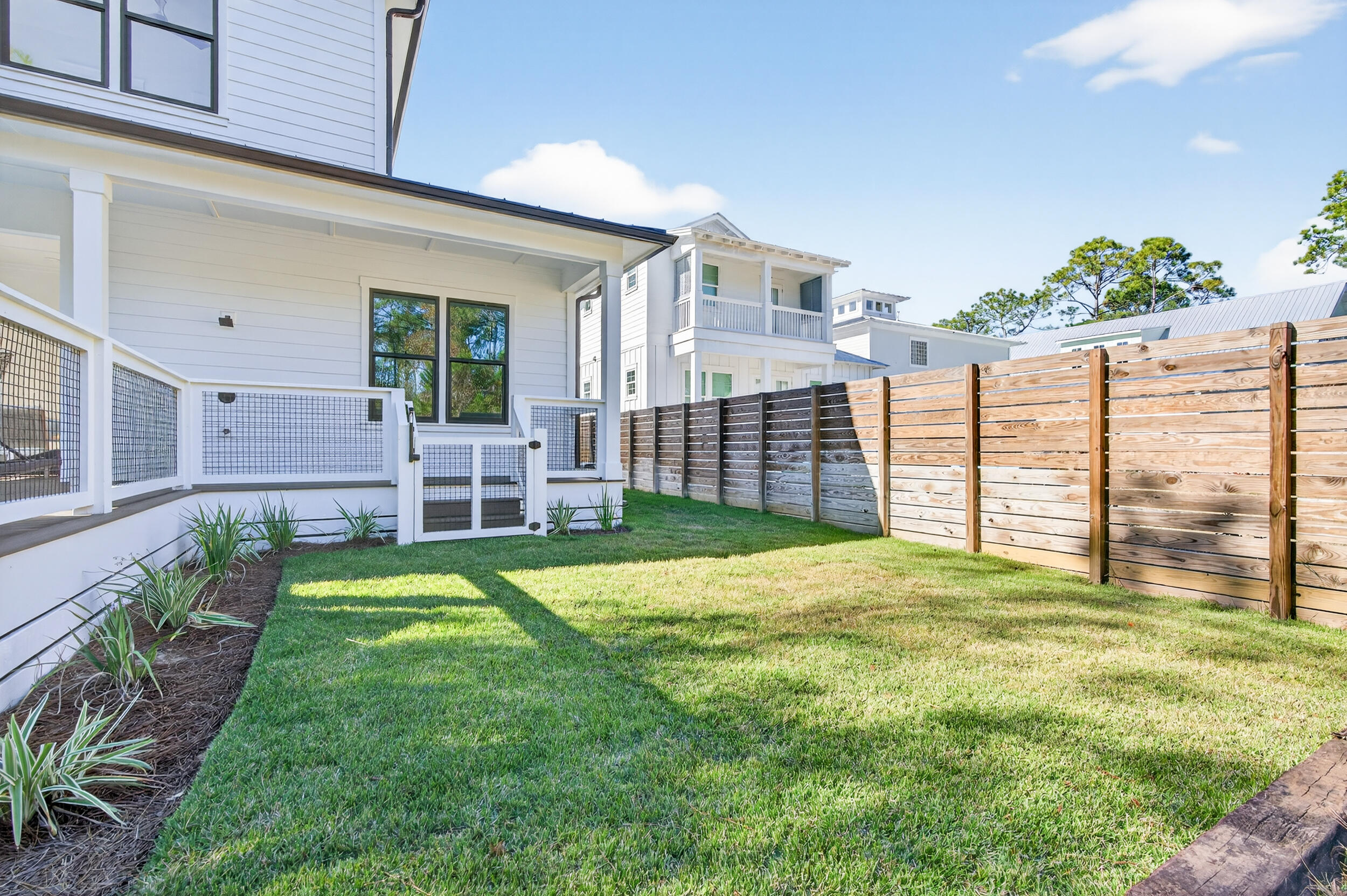 GULF SHORE MANOR - Residential