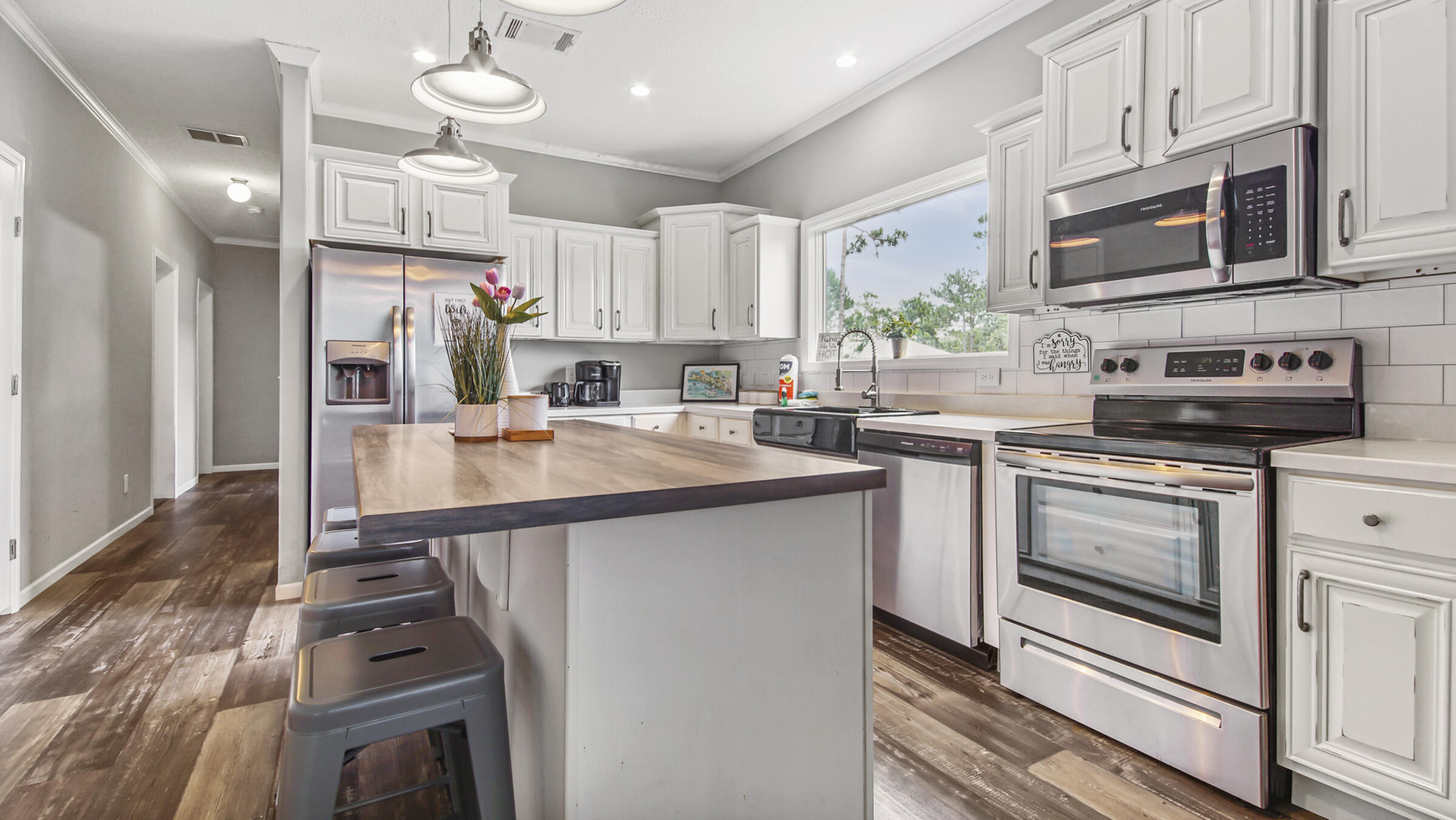 SHELTER COVE ESTATES - Residential