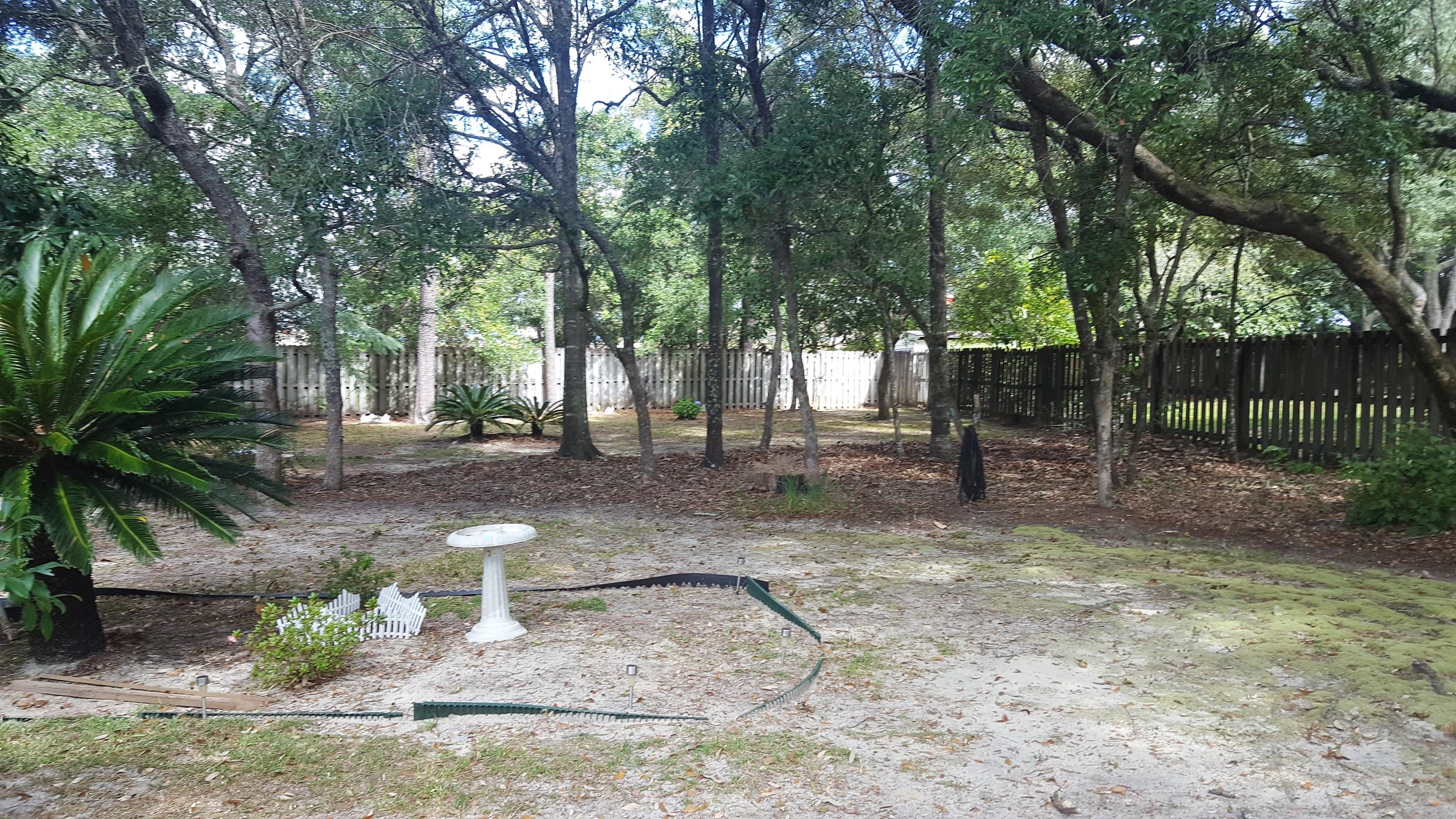 PARKWOOD LANE BLUEWATER BAY - Residential